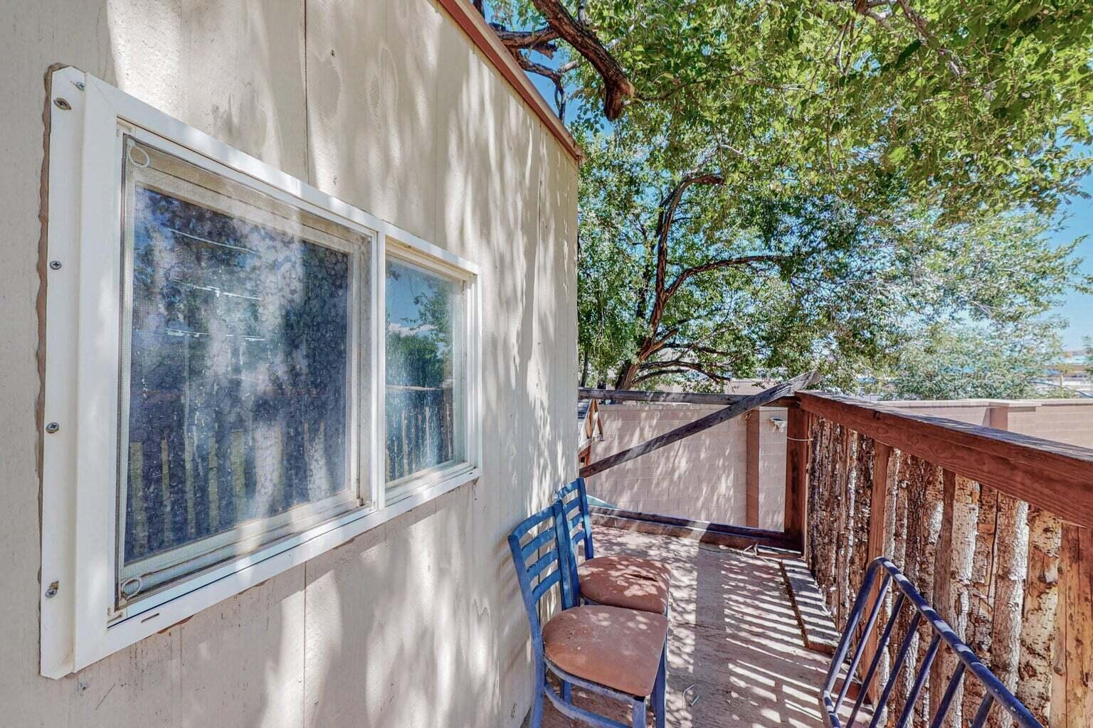 501 Calle Del La Angel