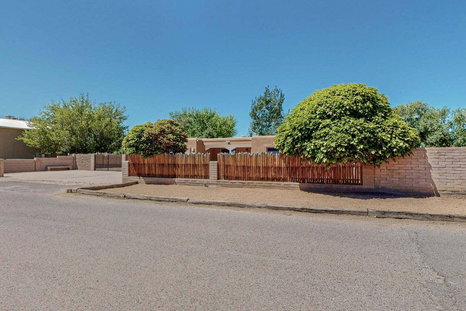 501 Calle Del La Angel