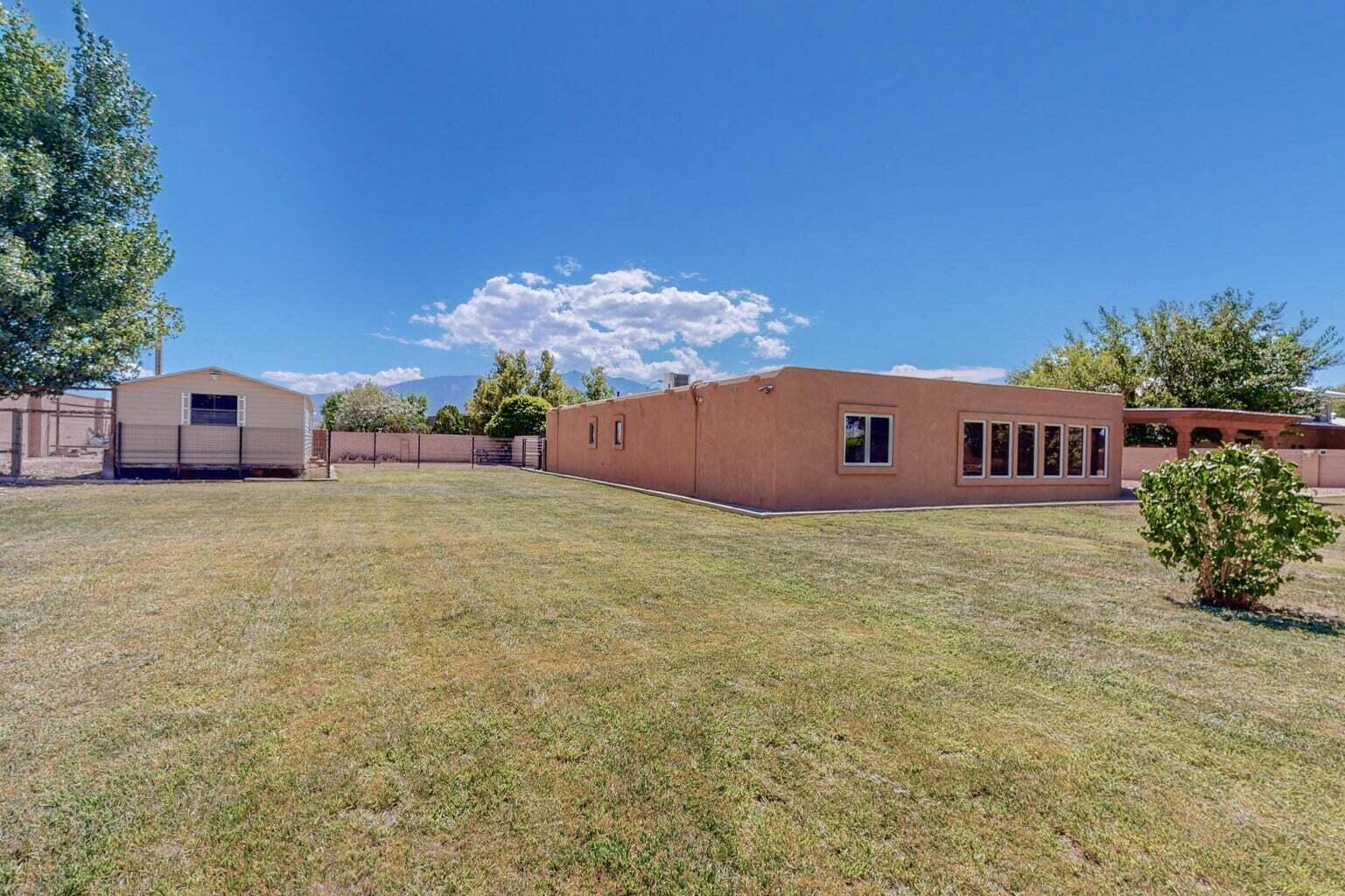 501 Calle Del La Angel