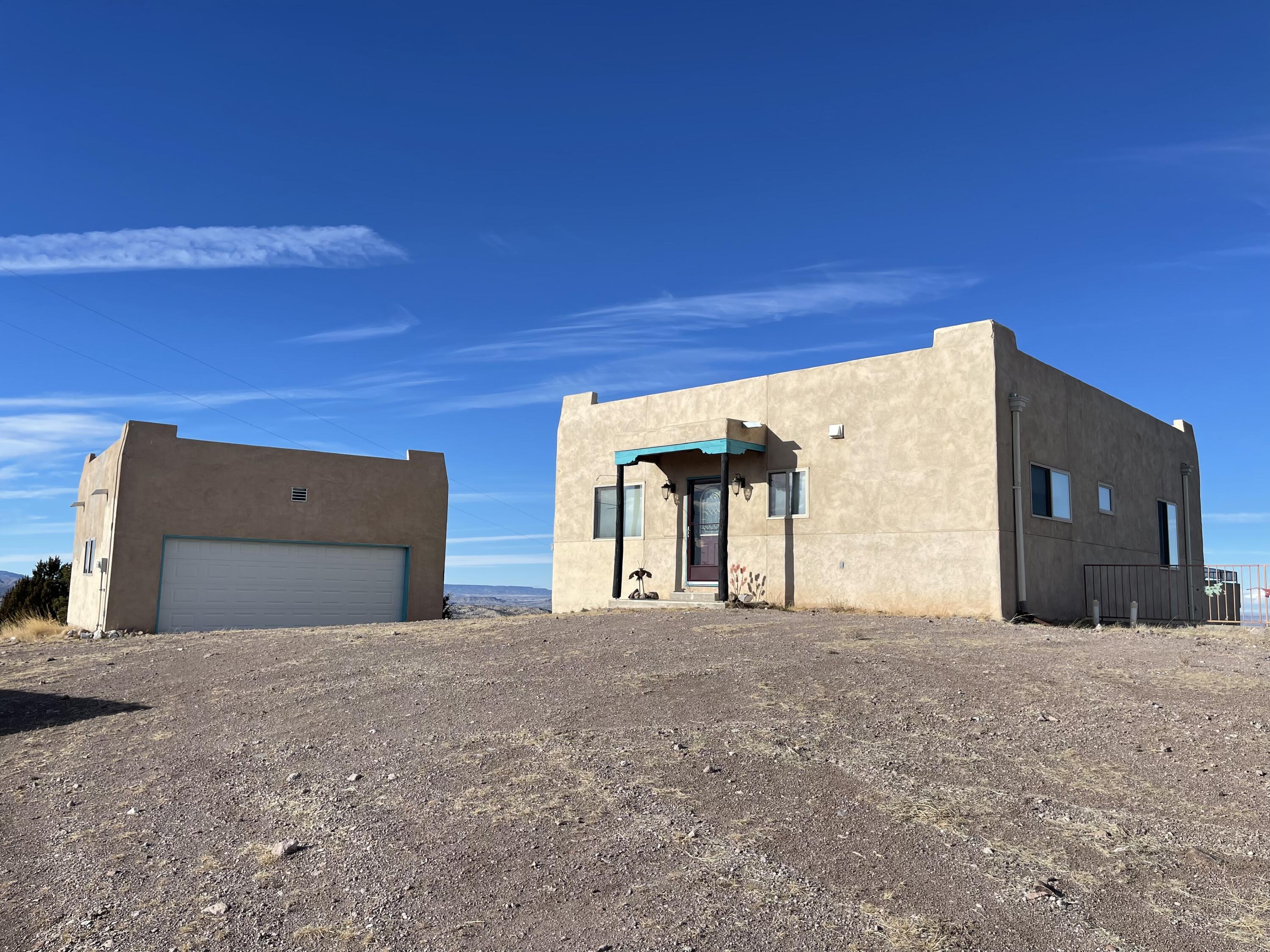 8 Overlook Way