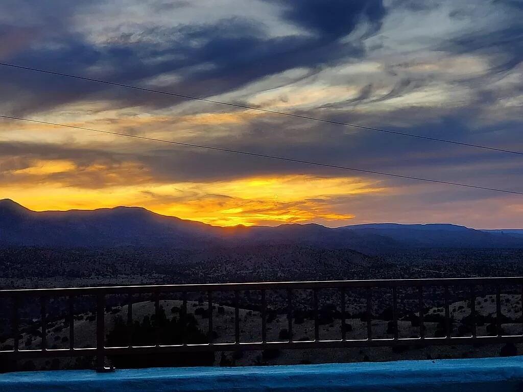 8 Overlook Way