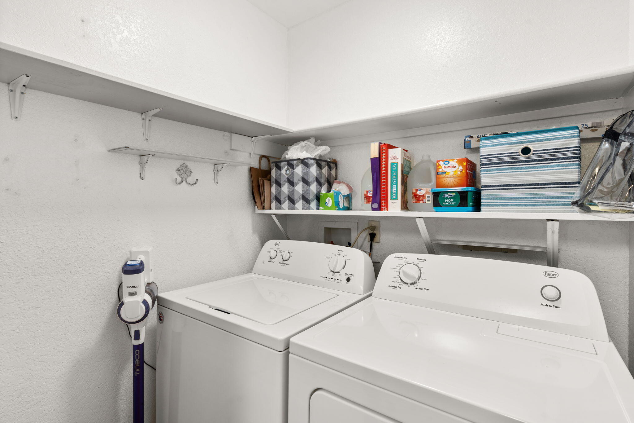 7544 Prairie Road NE