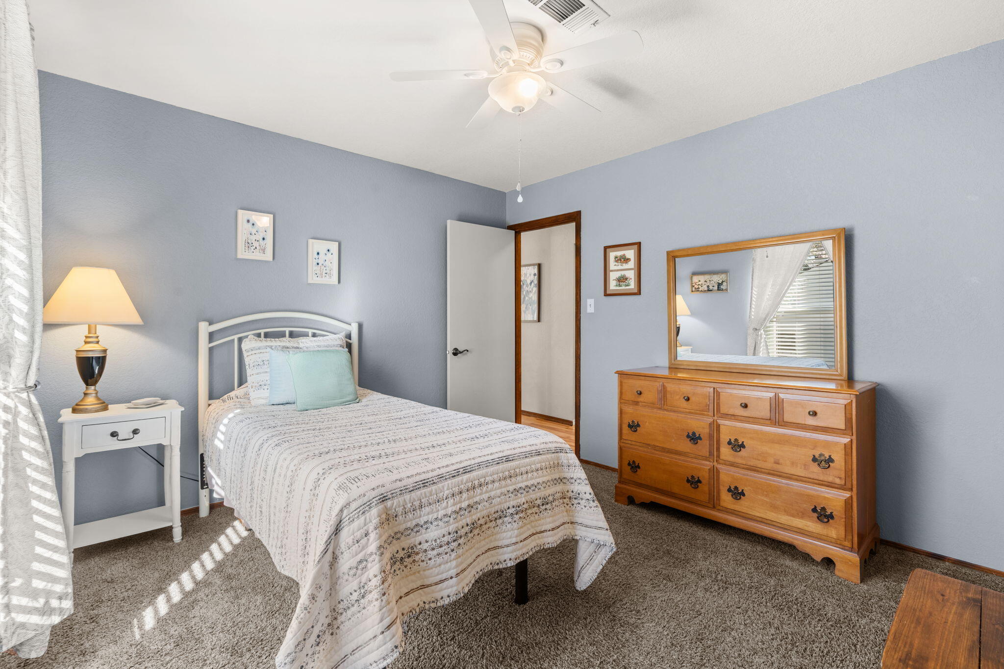 7544 Prairie Road NE