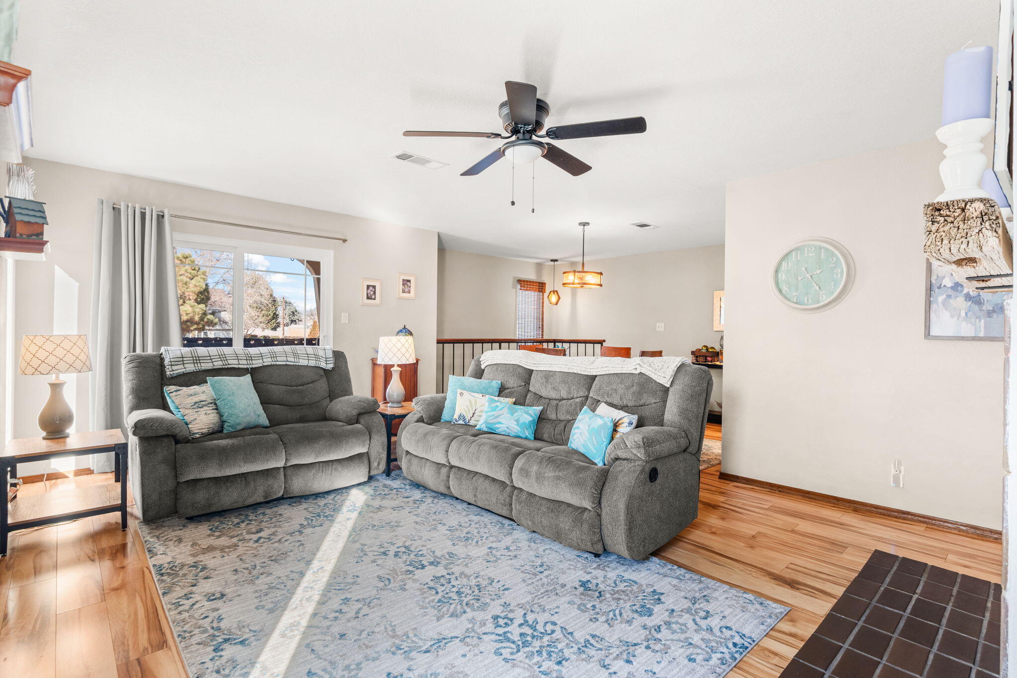 7544 Prairie Road NE