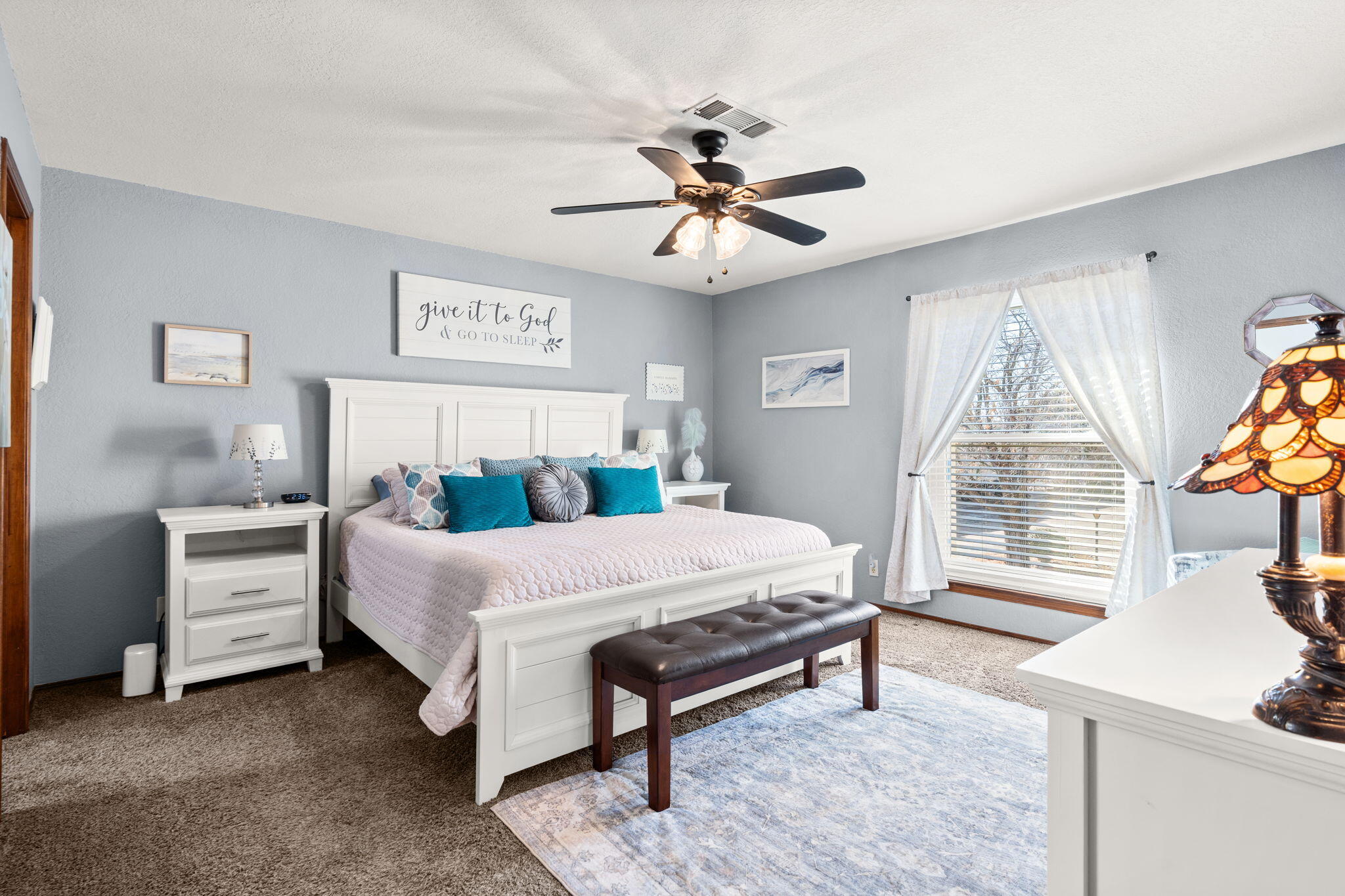 7544 Prairie Road NE