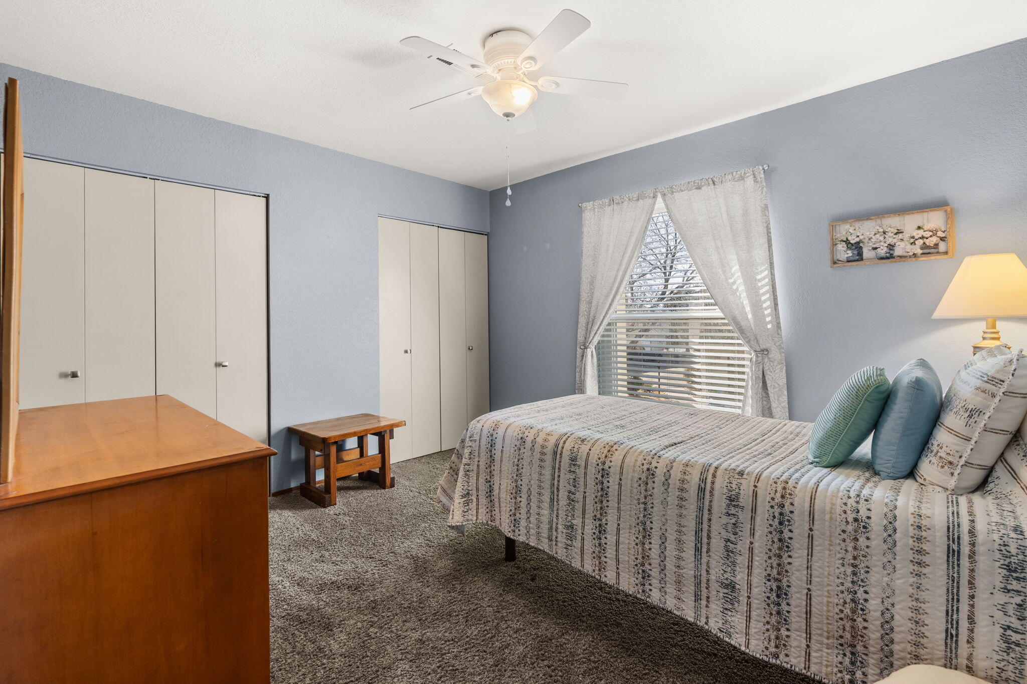 7544 Prairie Road NE