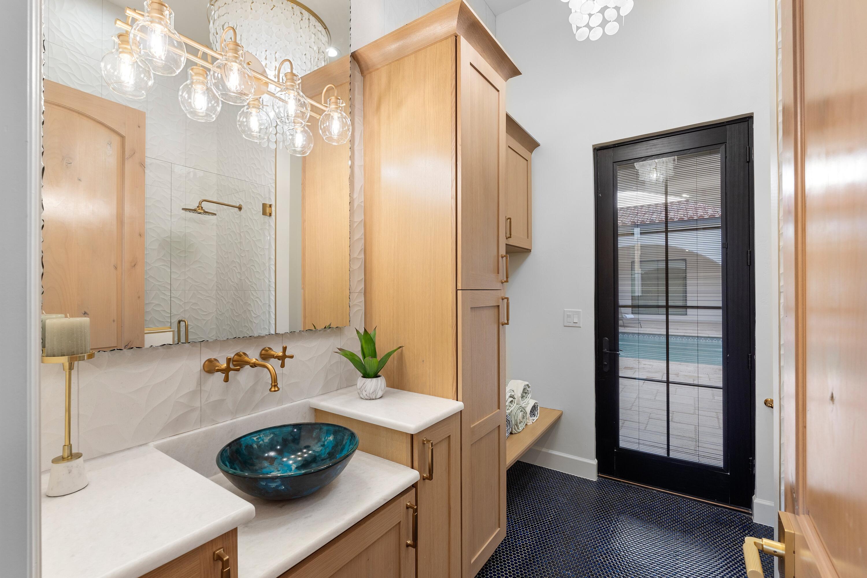 10300 Signal Avenue NE