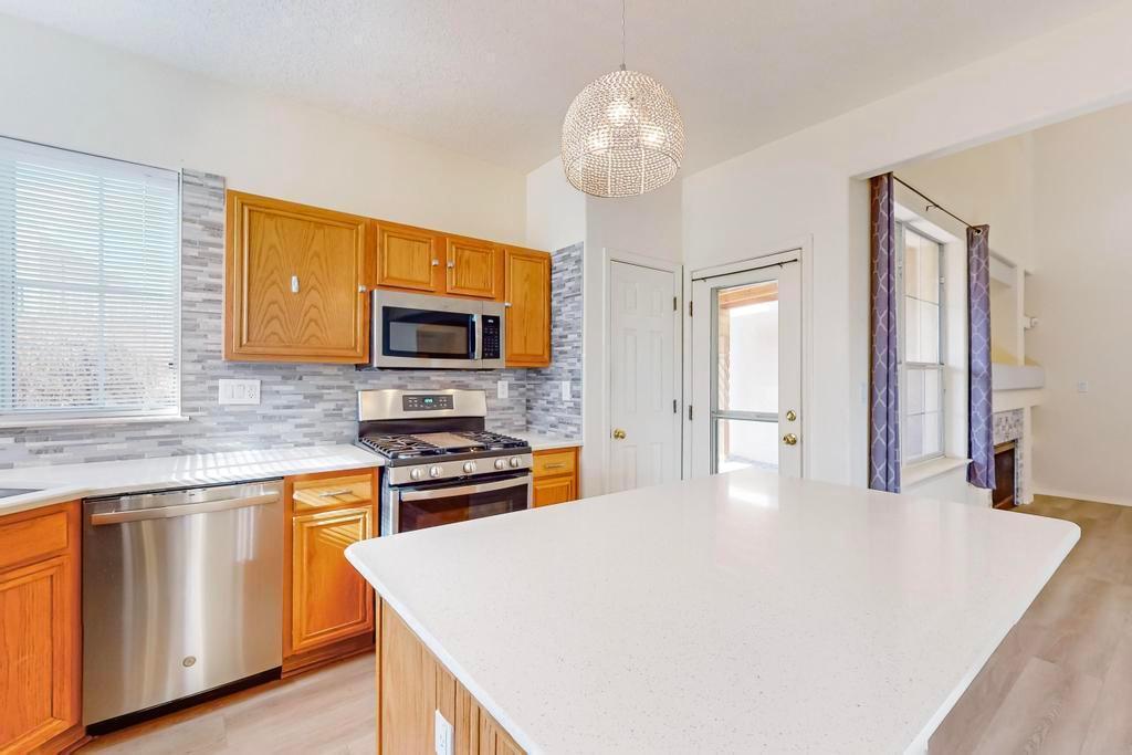 3233 Renaissance Drive SE