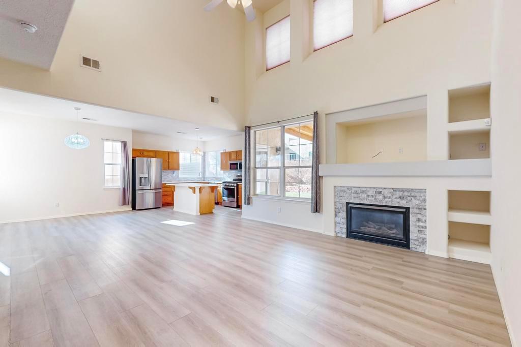 3233 Renaissance Drive SE
