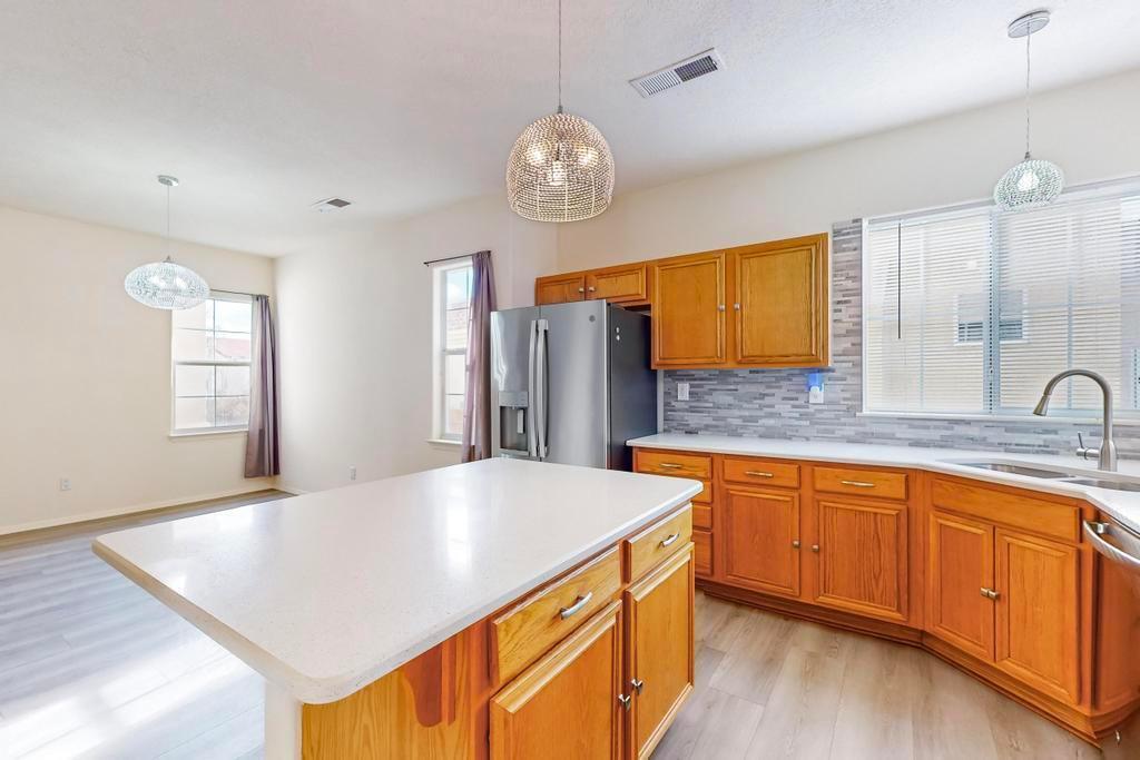3233 Renaissance Drive SE