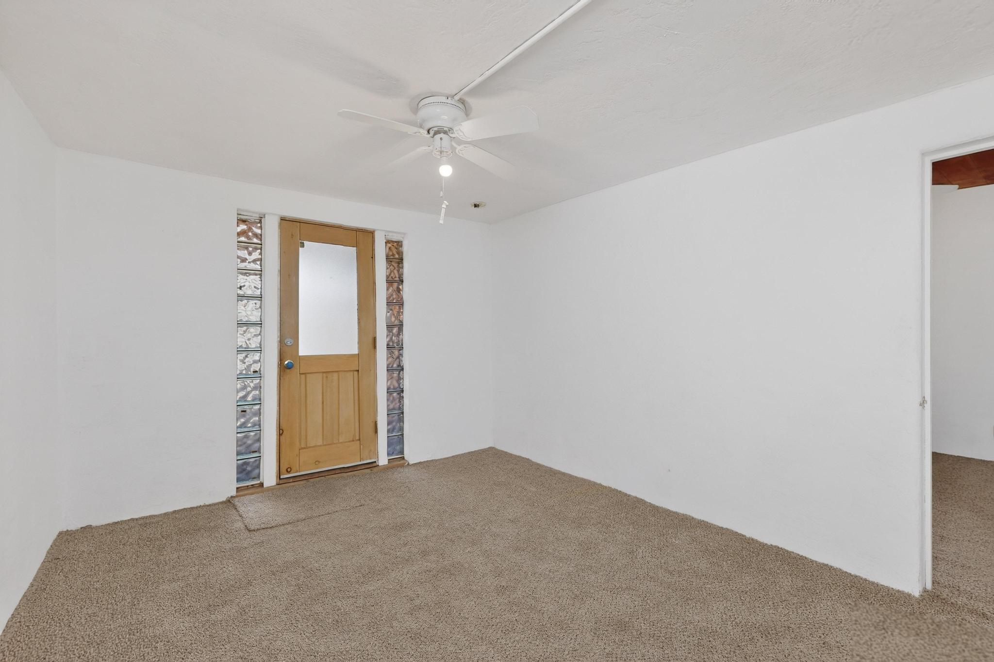 1133 Girard Boulevard NE