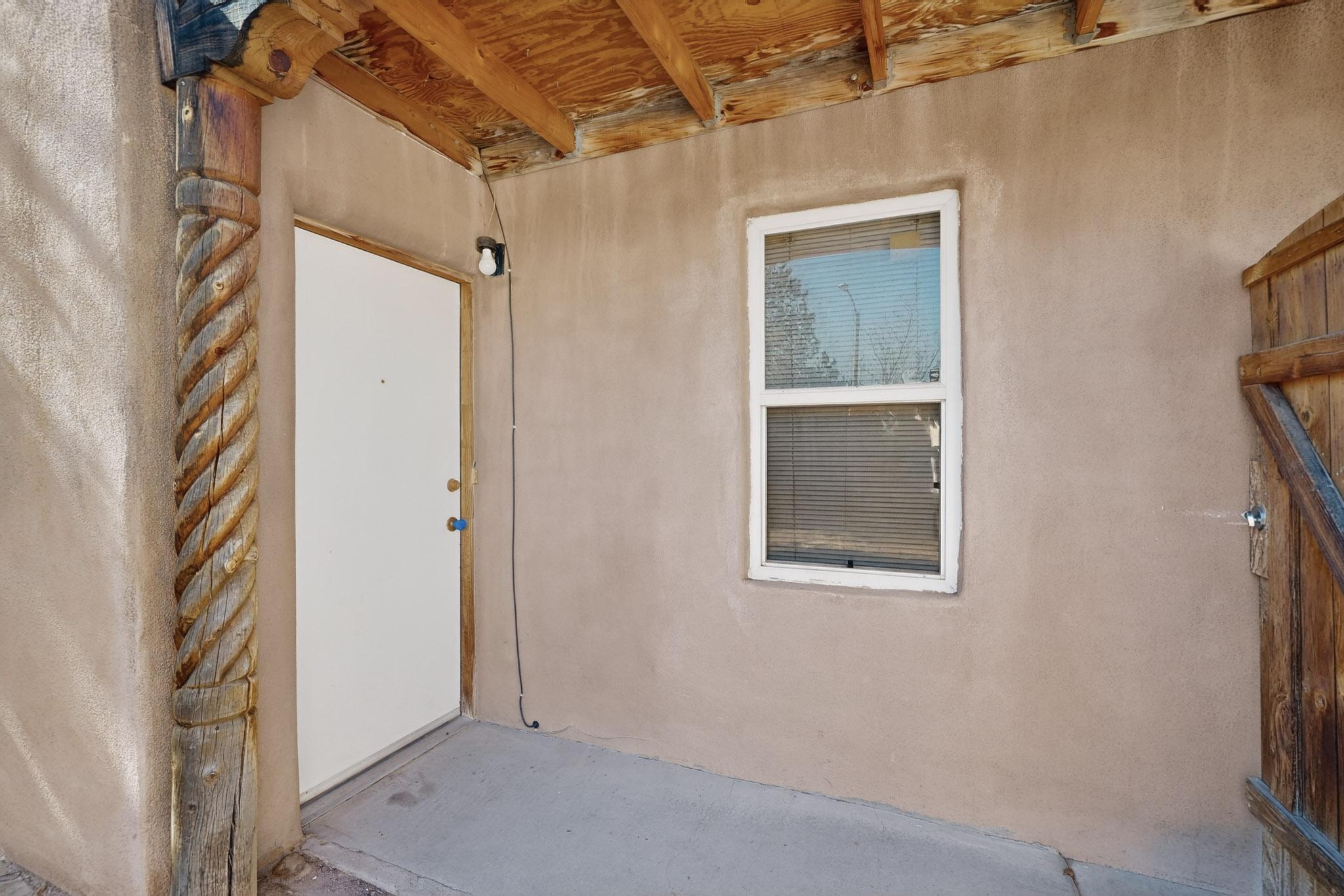 1133 Girard Boulevard NE