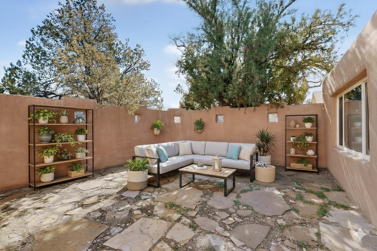 1133 Girard Boulevard NE