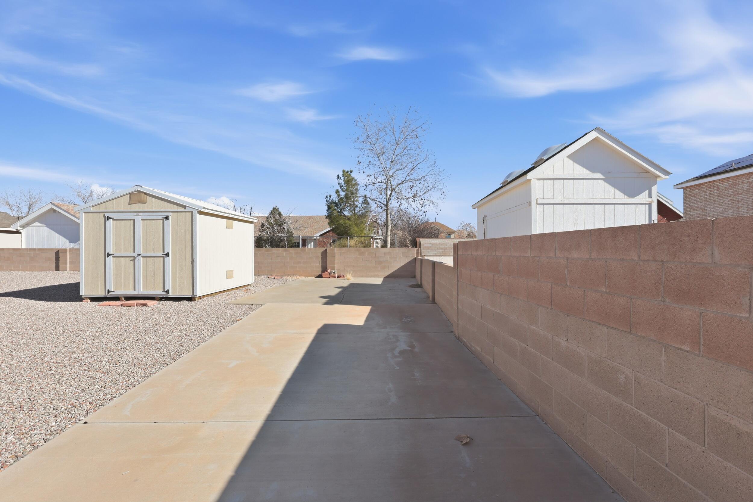 1616 Cerro Crestado Drive NW