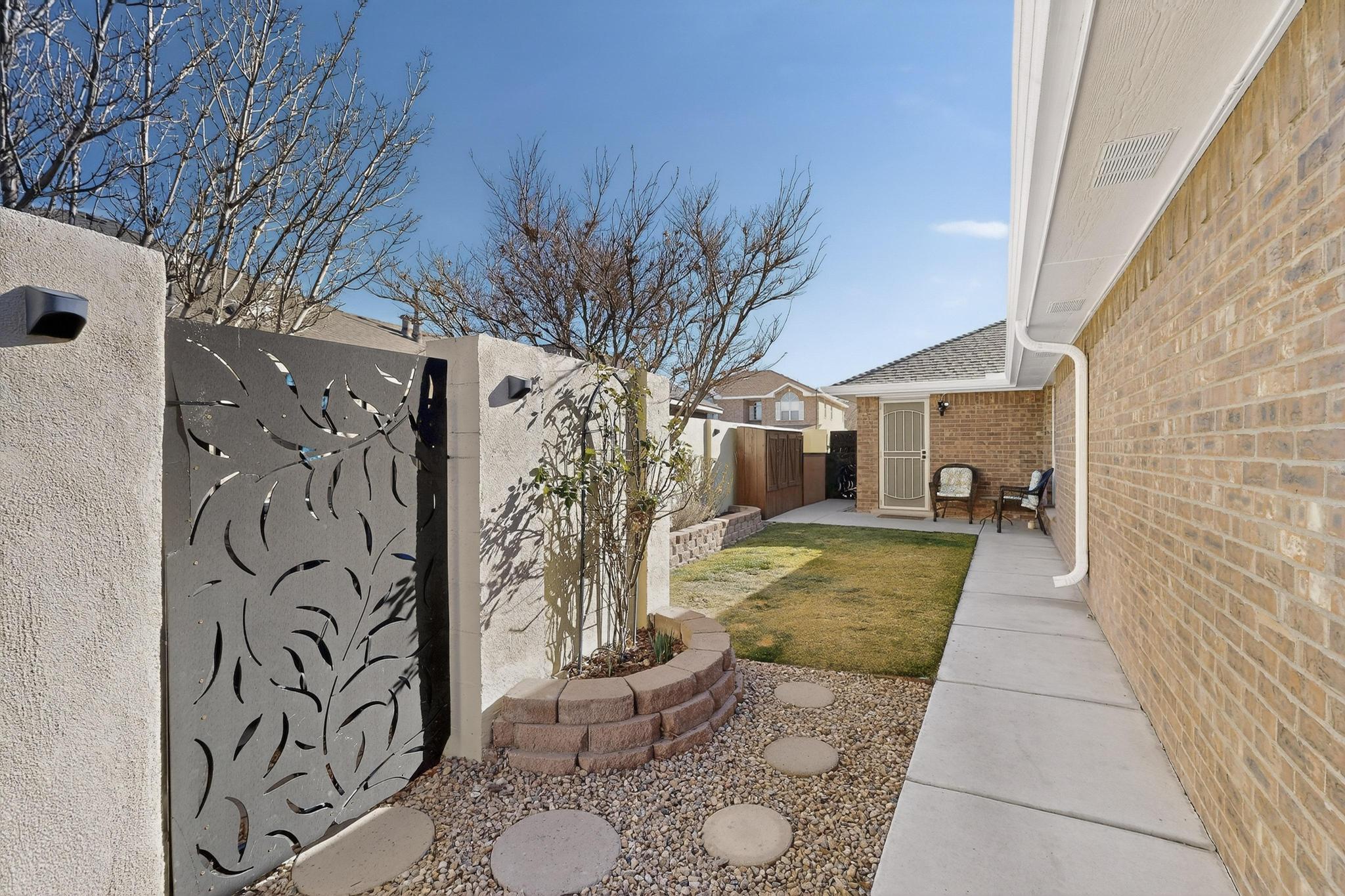 7009 Sendero Road NW