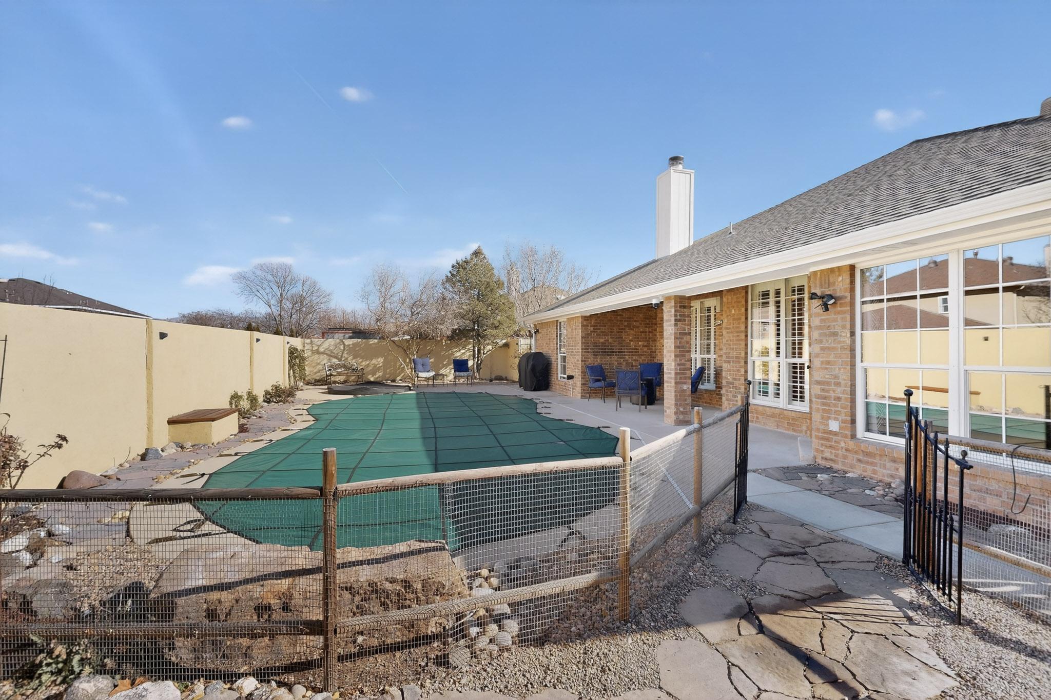 7009 Sendero Road NW