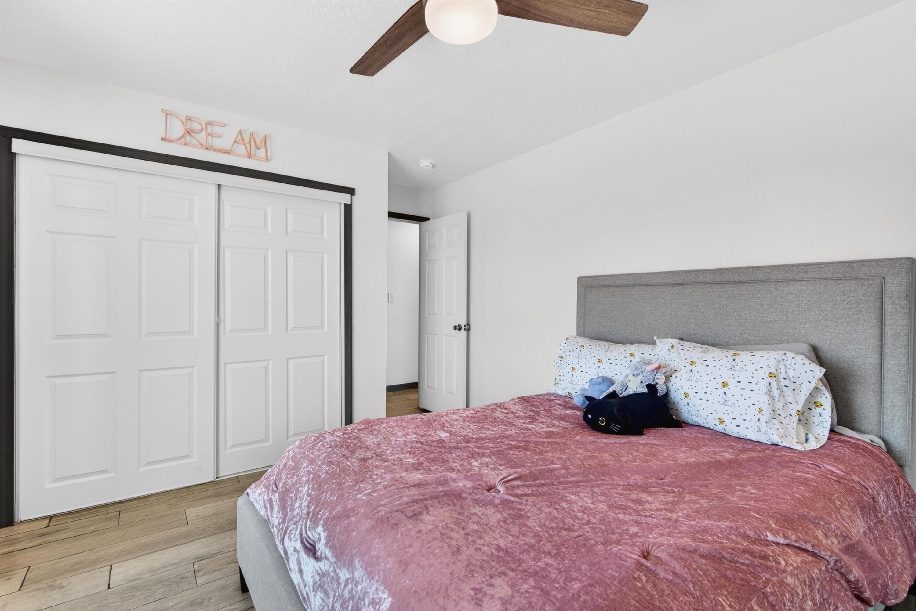 670 Polaris Boulevard SE