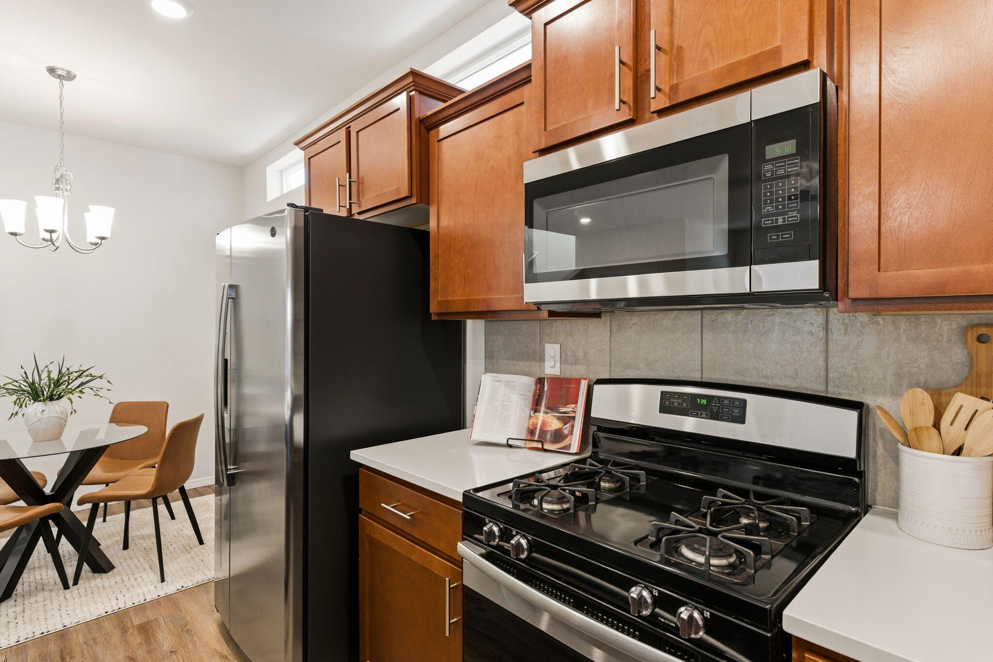 1630 Tierra Alta Court NW