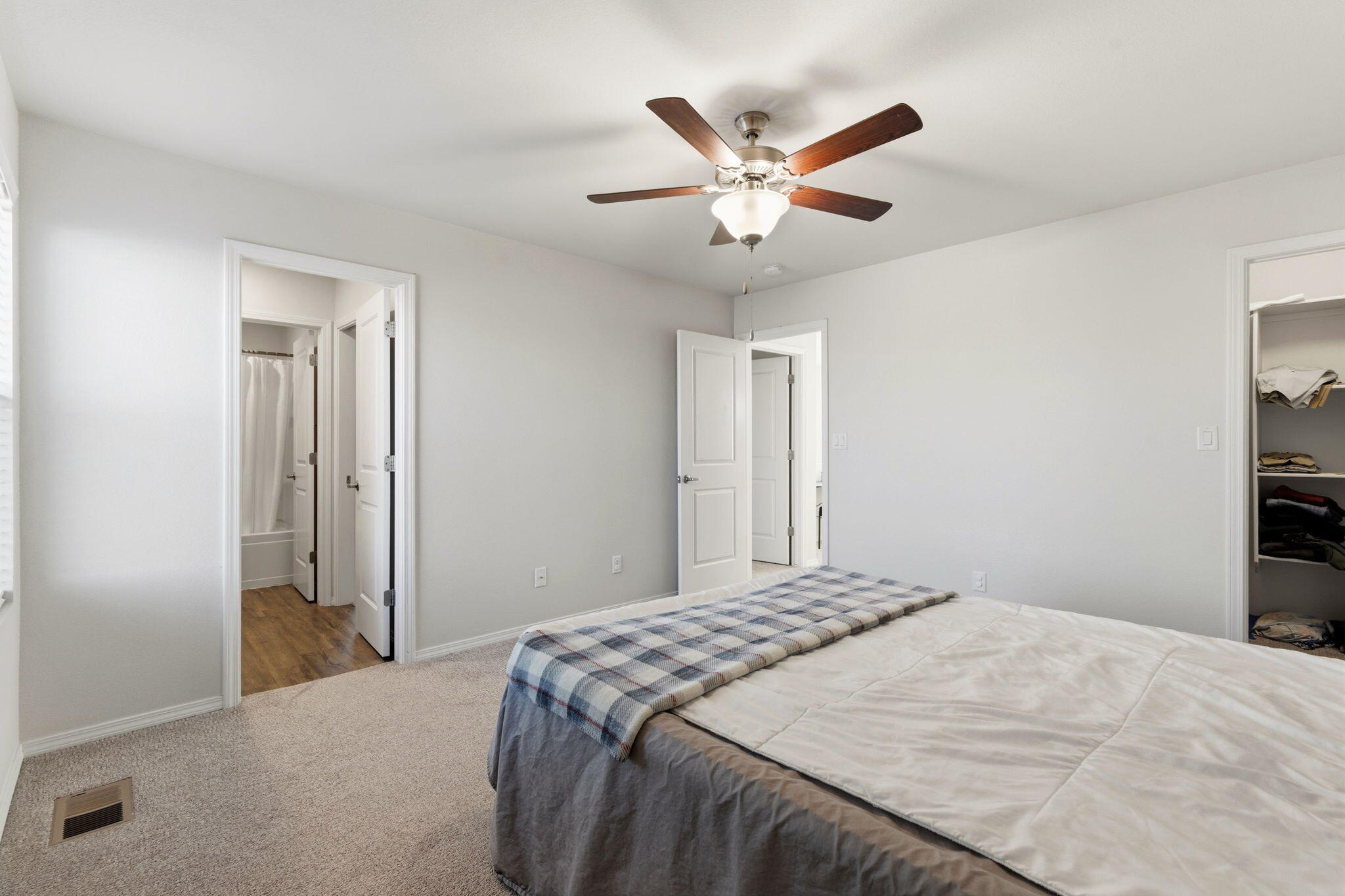 1630 Tierra Alta Court NW