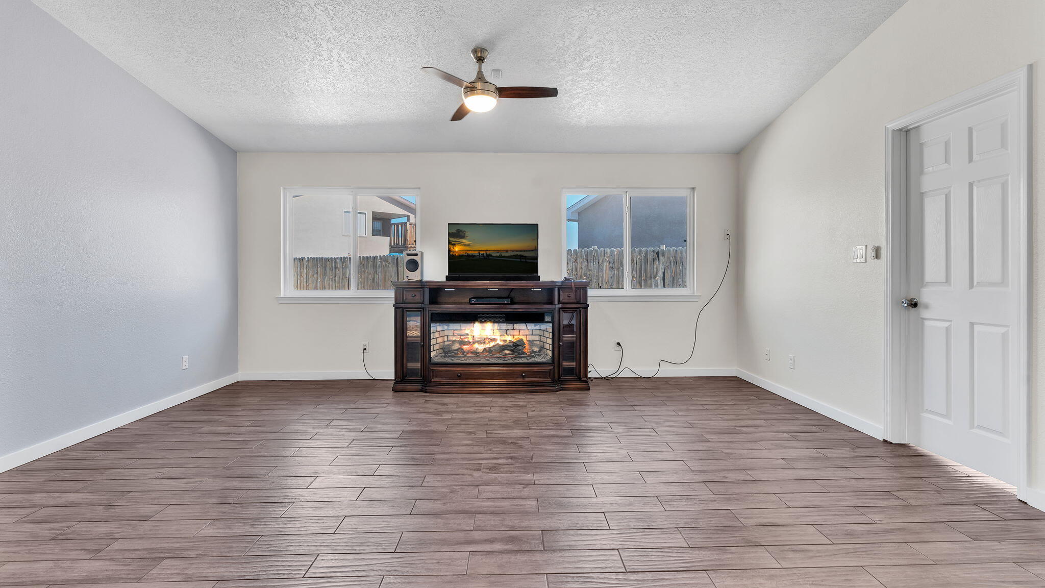 7823 Desert Springs Court SW