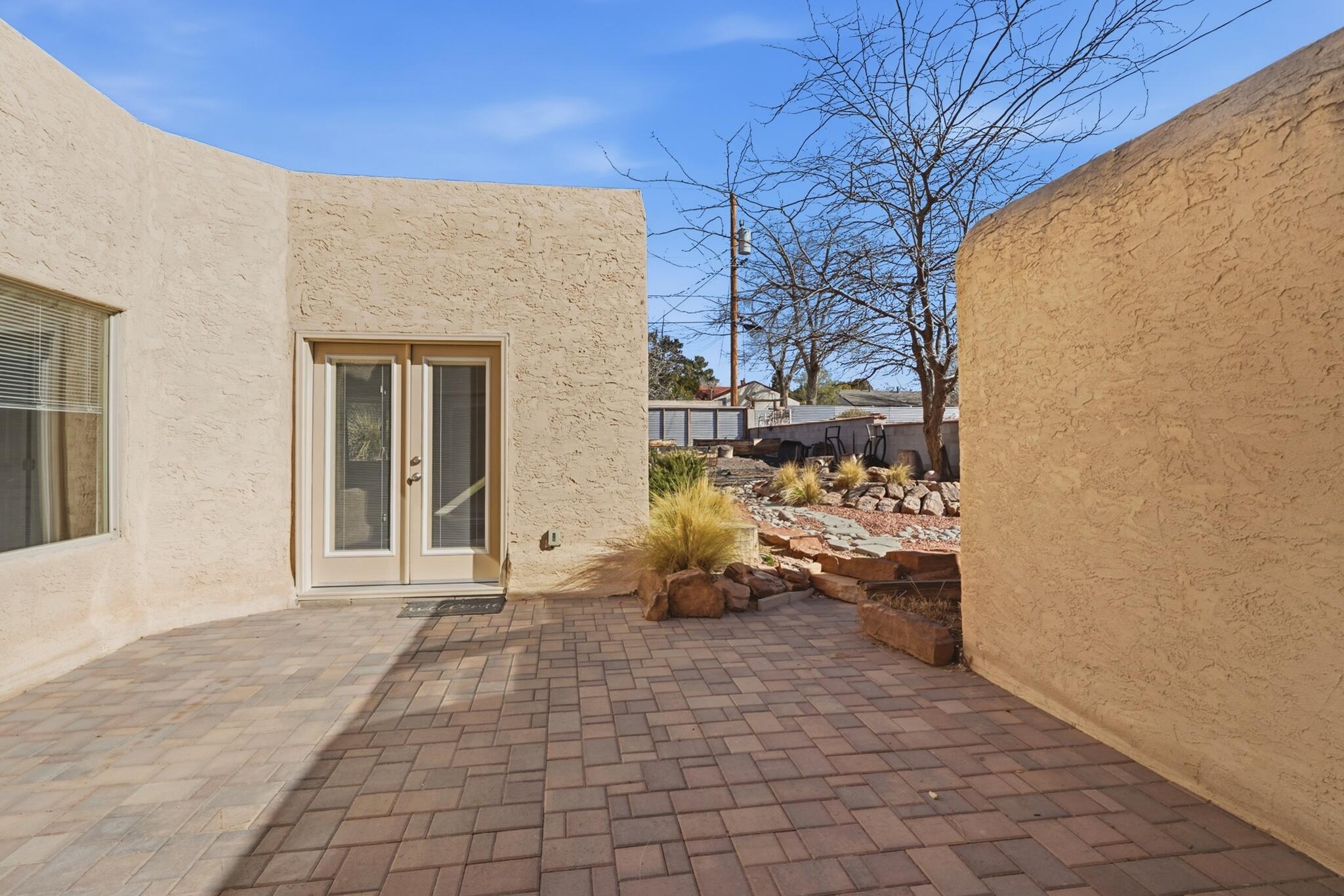 408 Amherst Drive SE