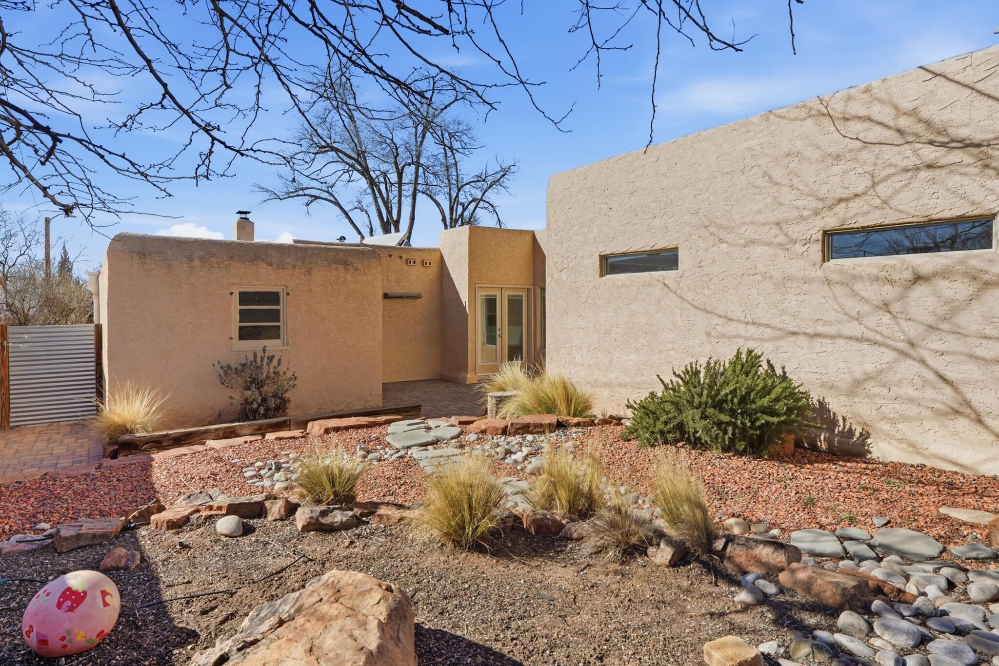 408 Amherst Drive SE