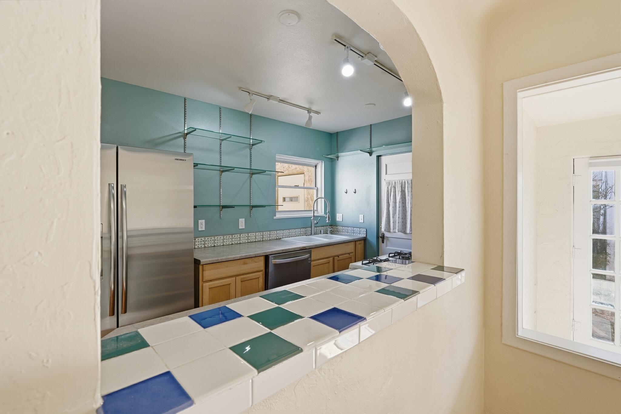 408 Amherst Drive SE