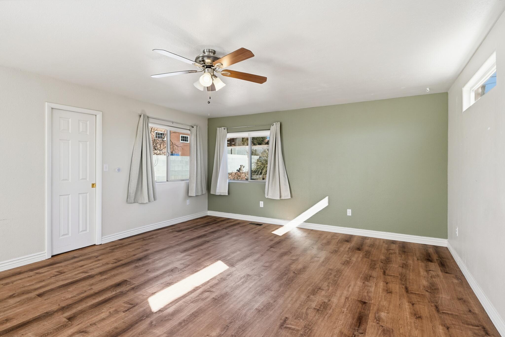 408 Amherst Drive SE