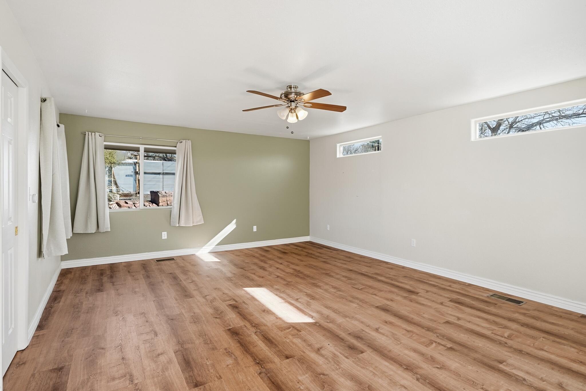 408 Amherst Drive SE