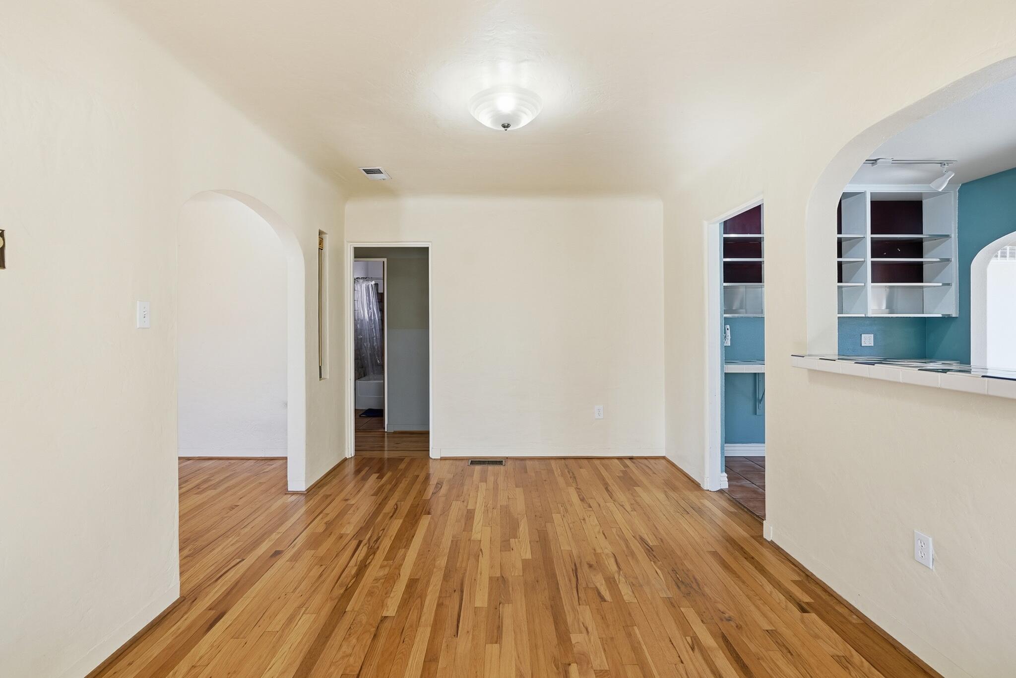 408 Amherst Drive SE