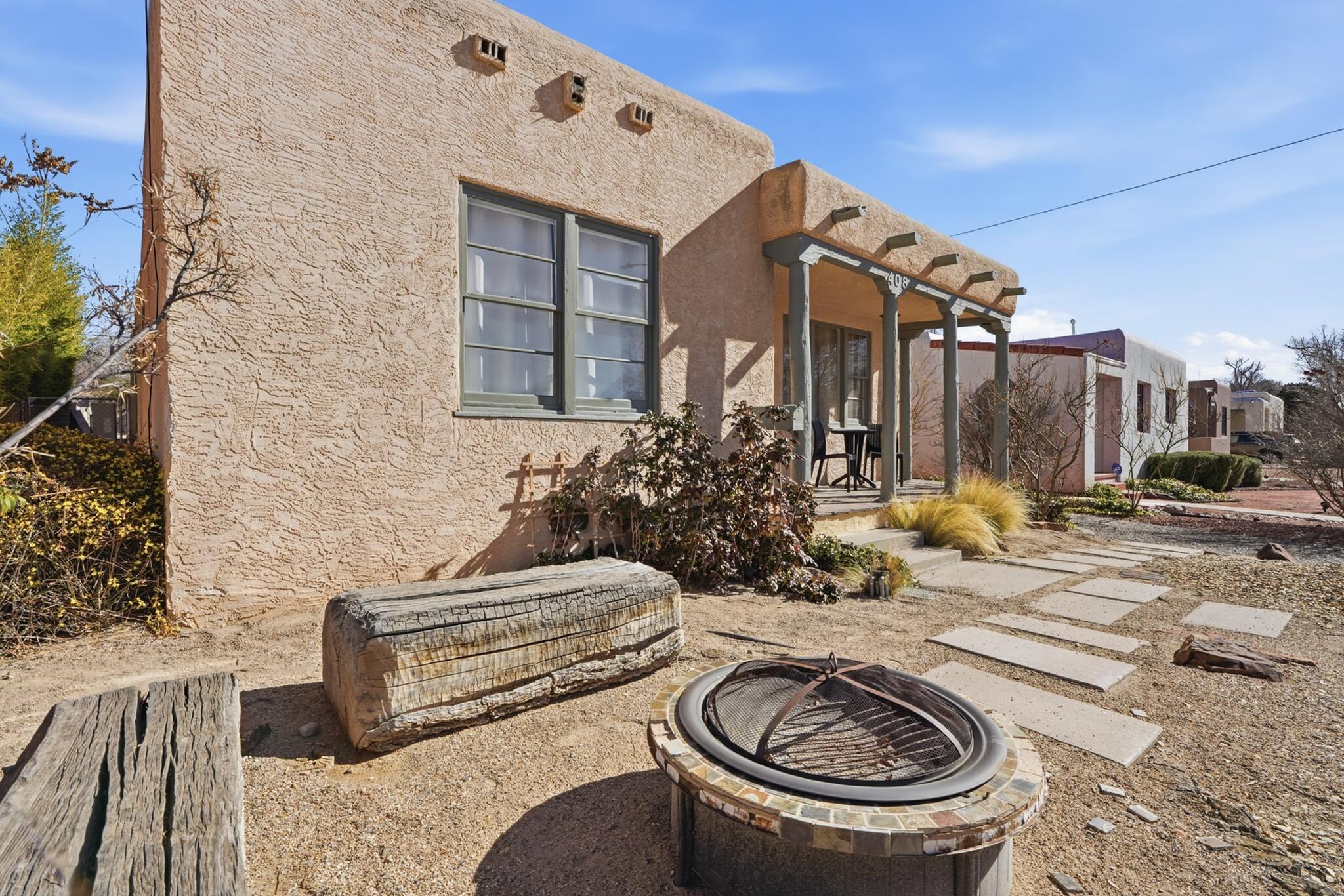 408 Amherst Drive SE