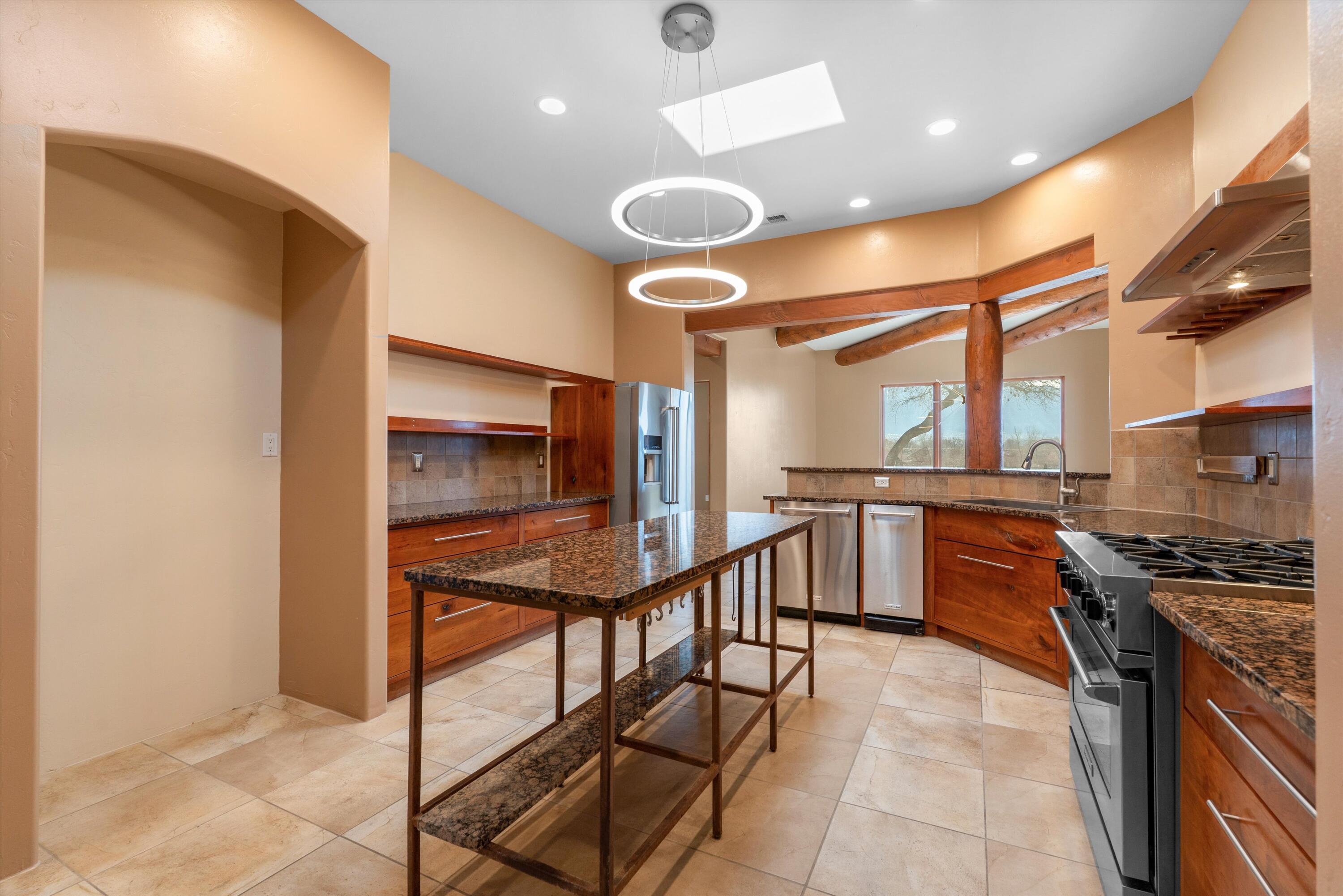 1114 W Avenida Los Suenos