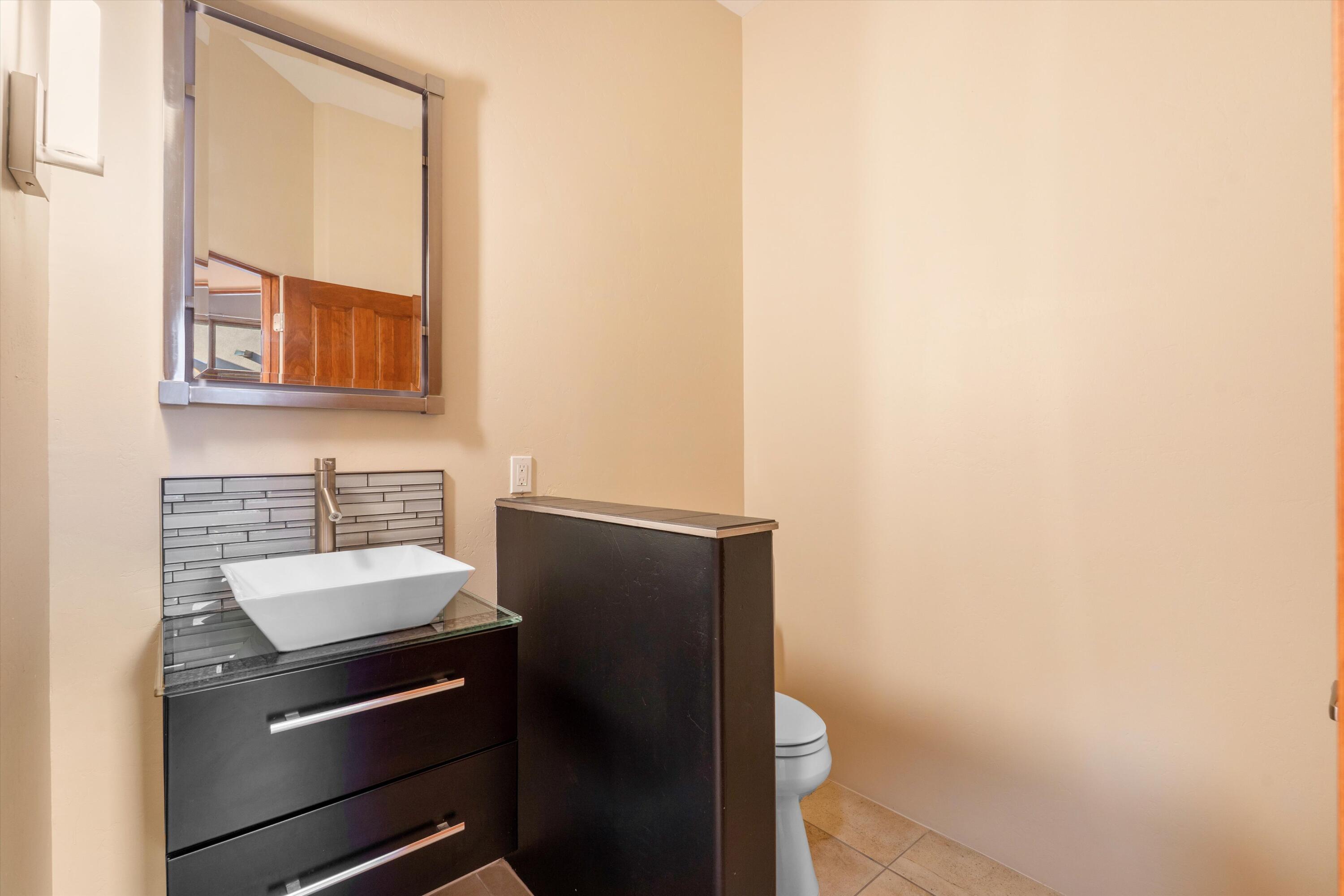 1114 W Avenida Los Suenos