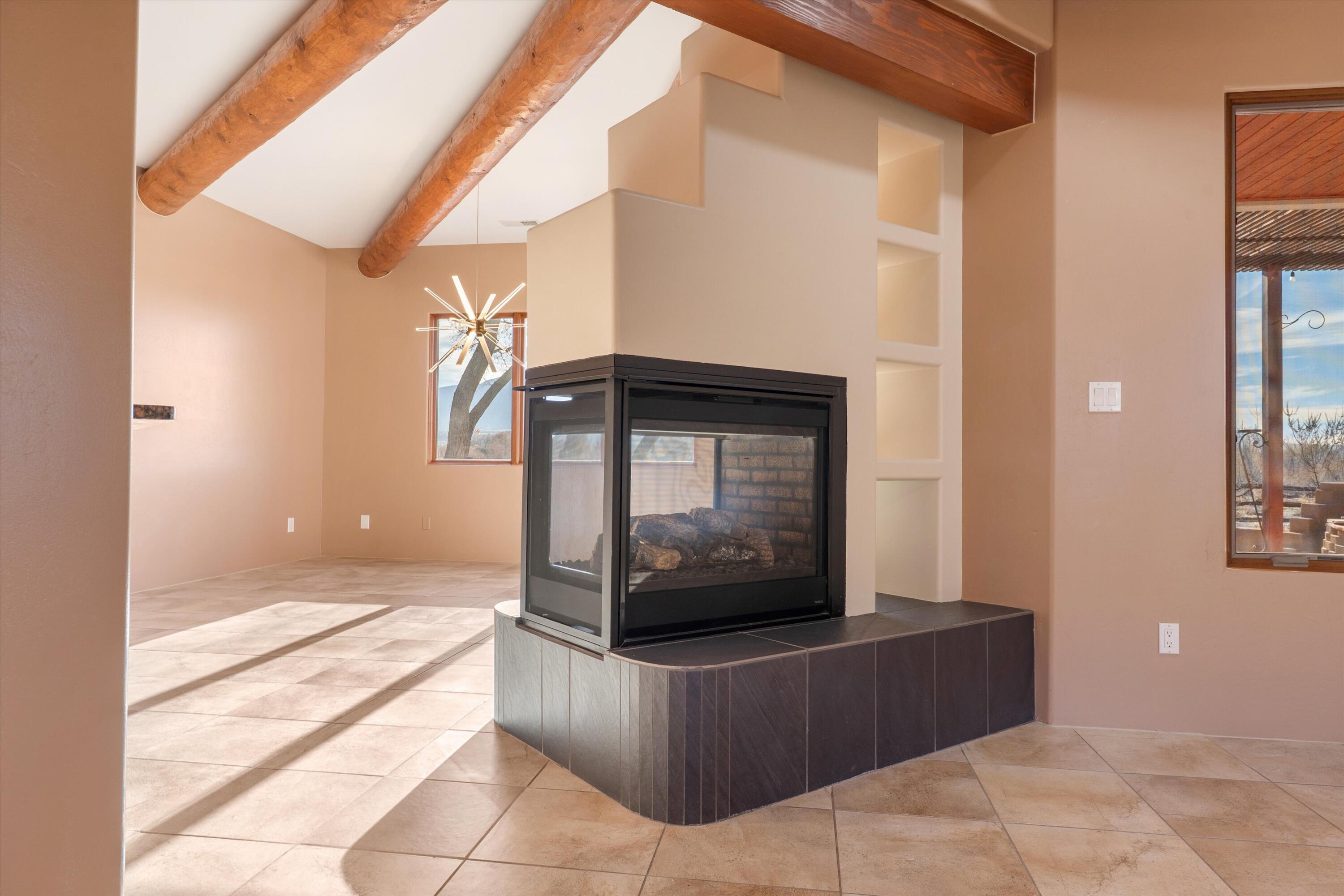 1114 W Avenida Los Suenos