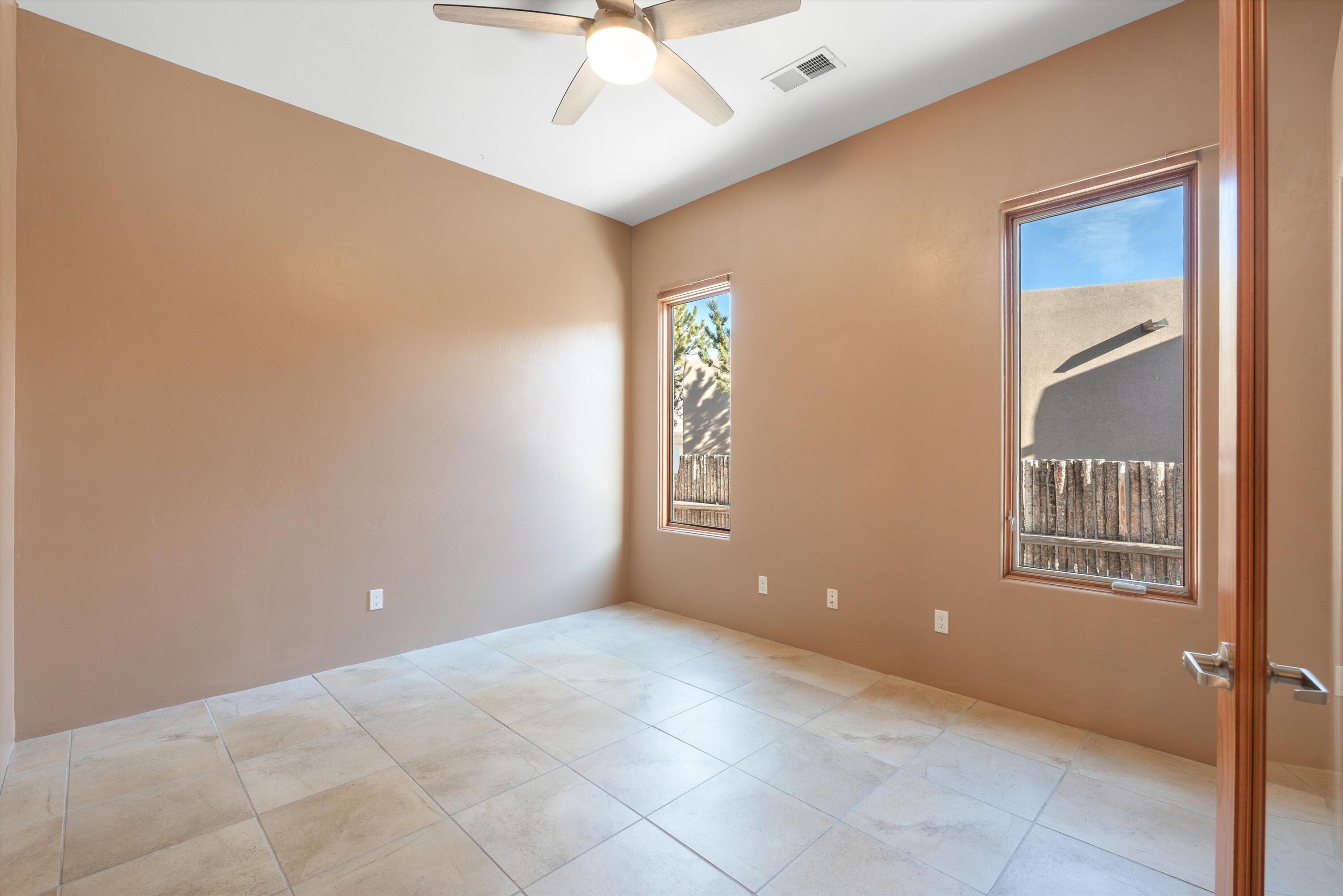 1114 W Avenida Los Suenos