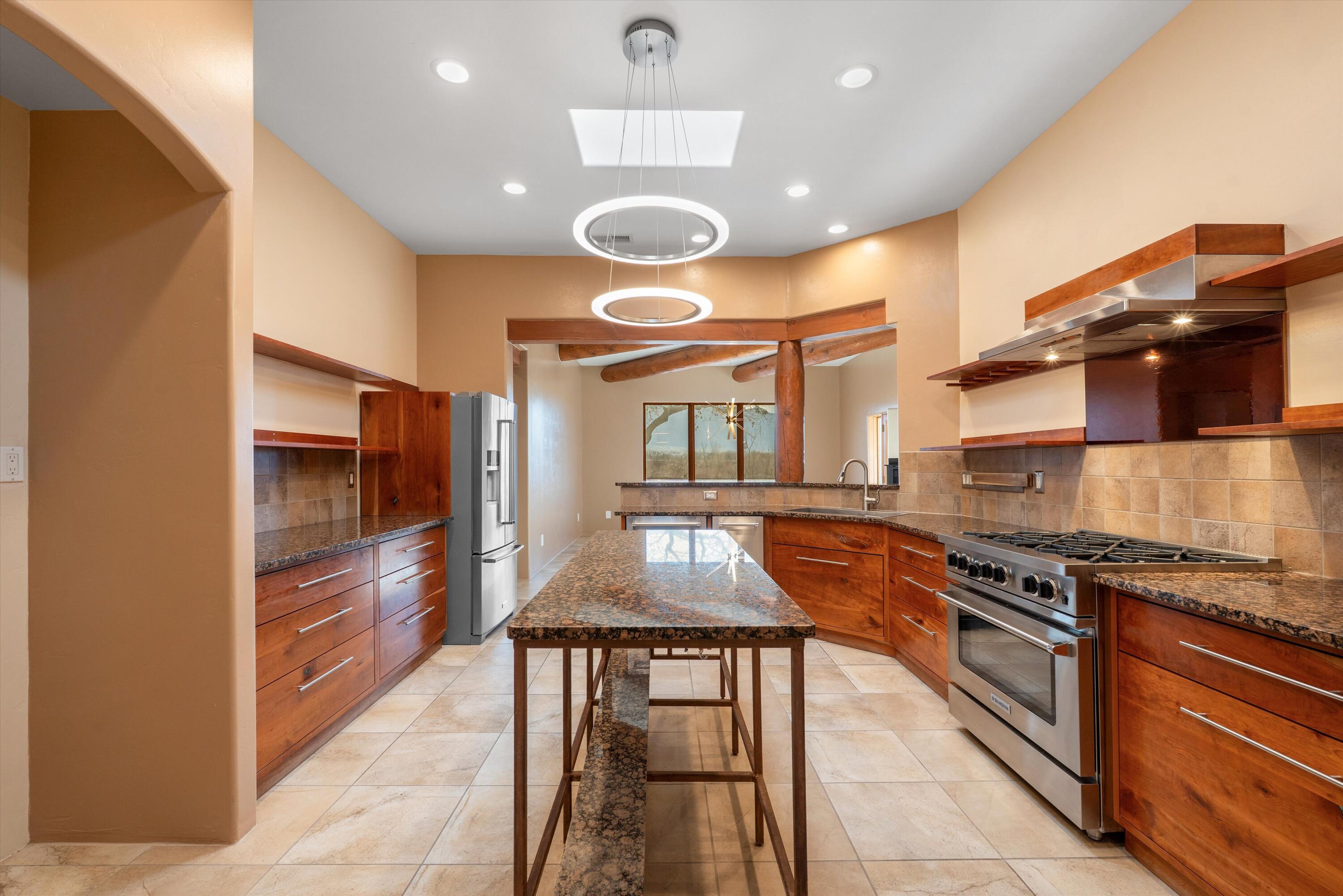 1114 W Avenida Los Suenos