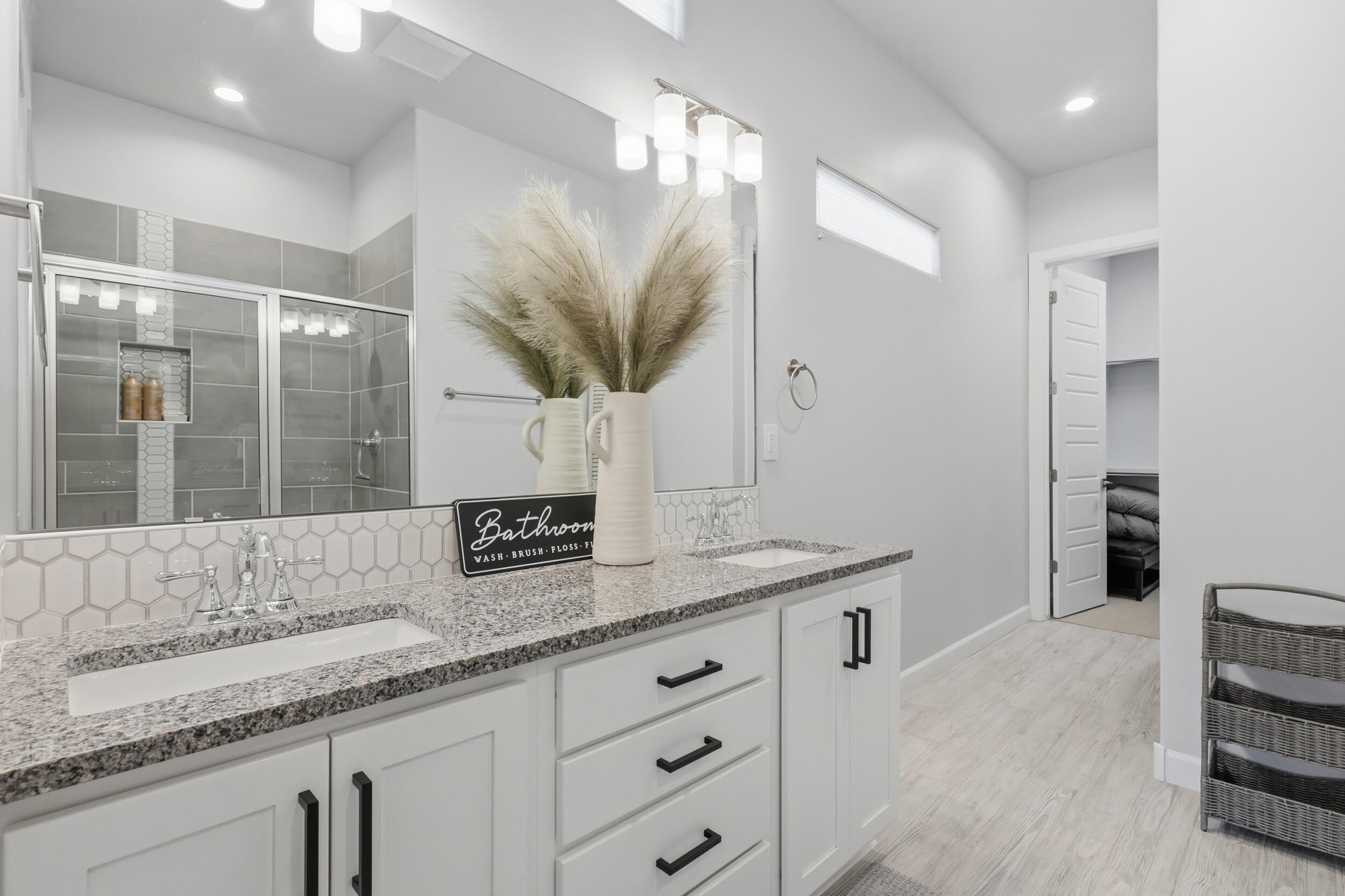 1706 Tesoro Loop NW