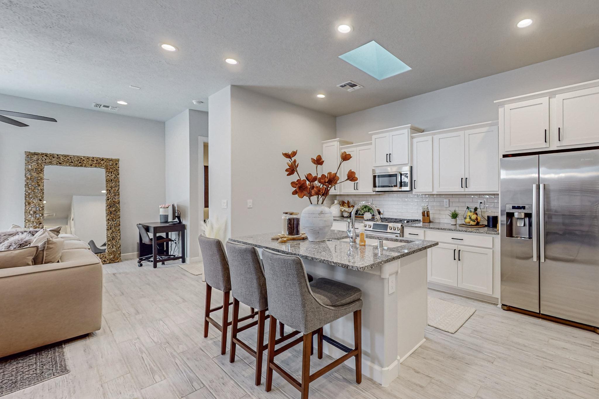 1706 Tesoro Loop NW