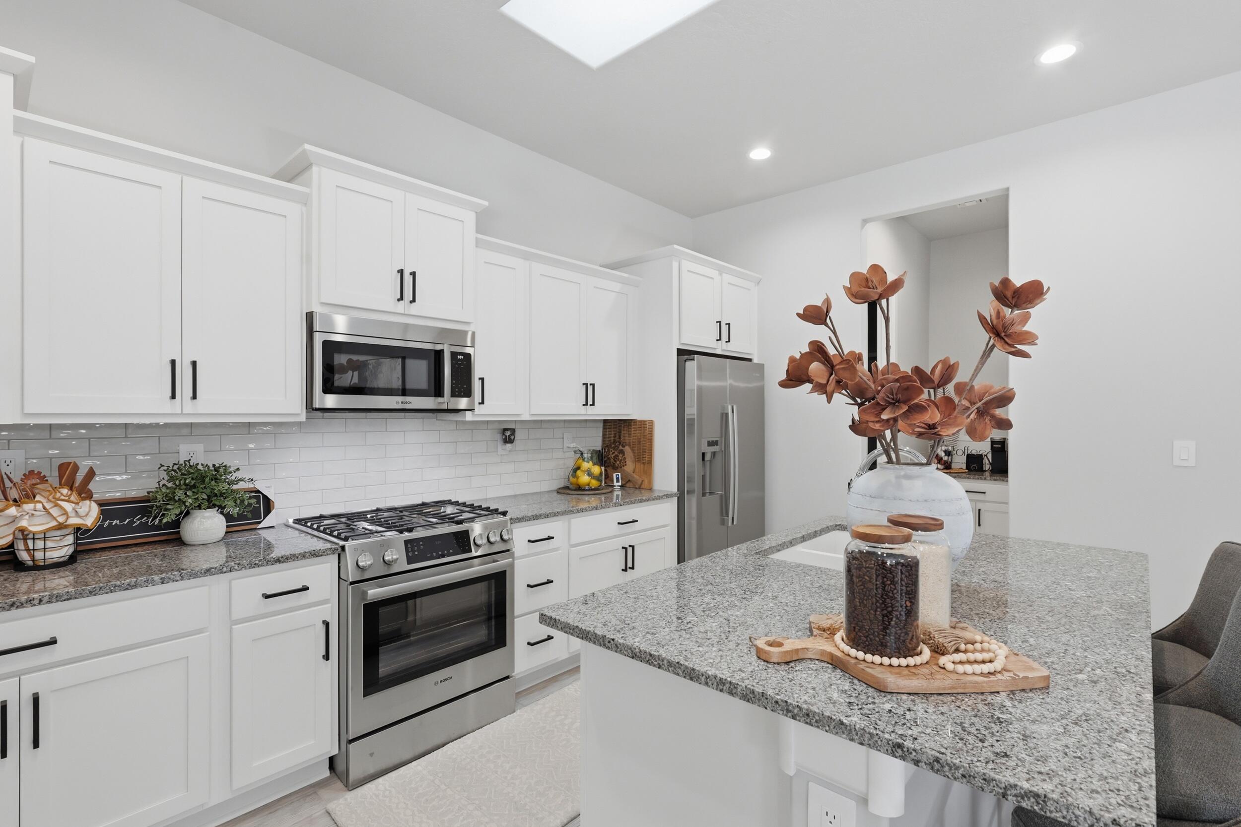 1706 Tesoro Loop NW