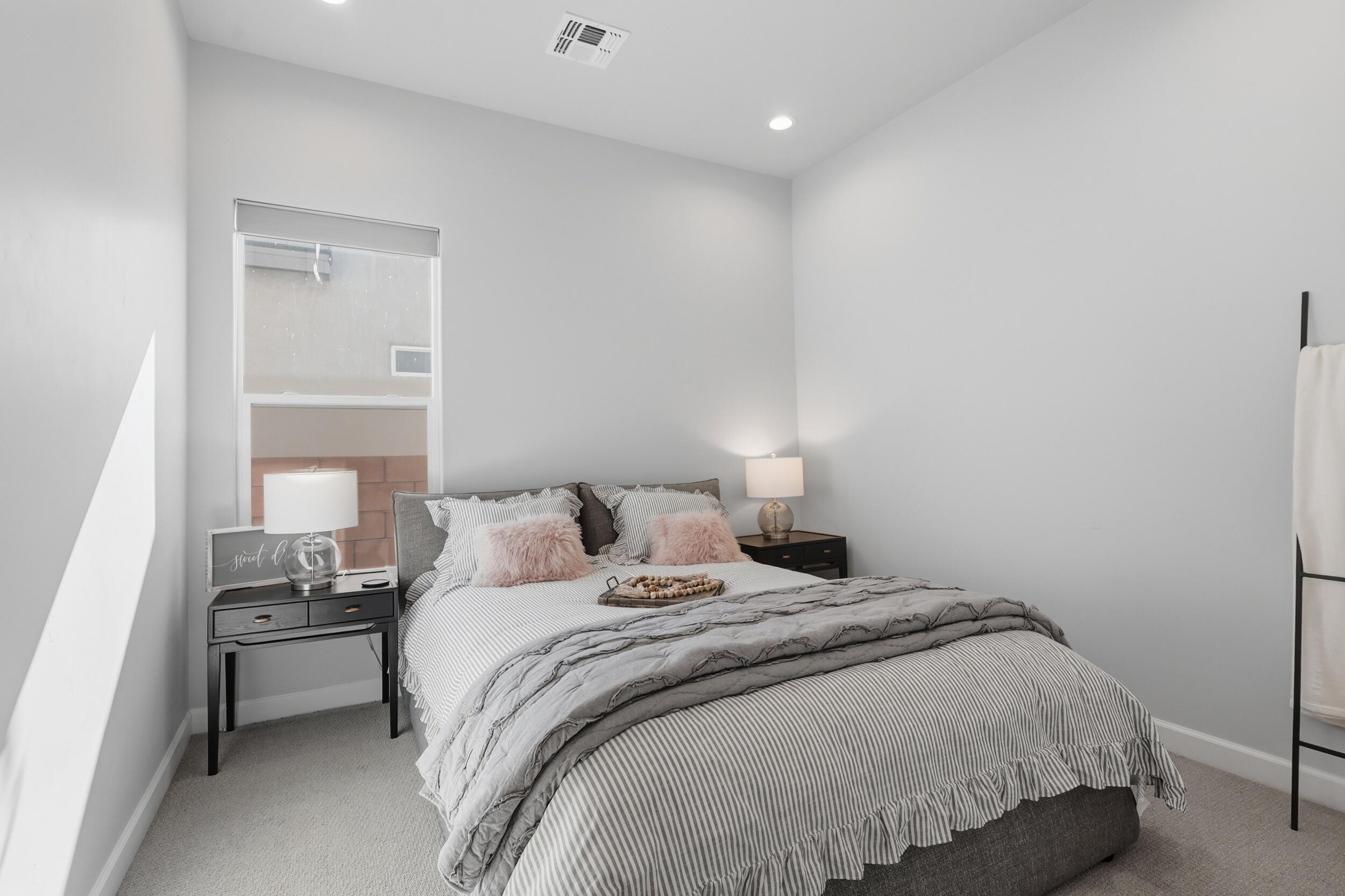 1706 Tesoro Loop NW