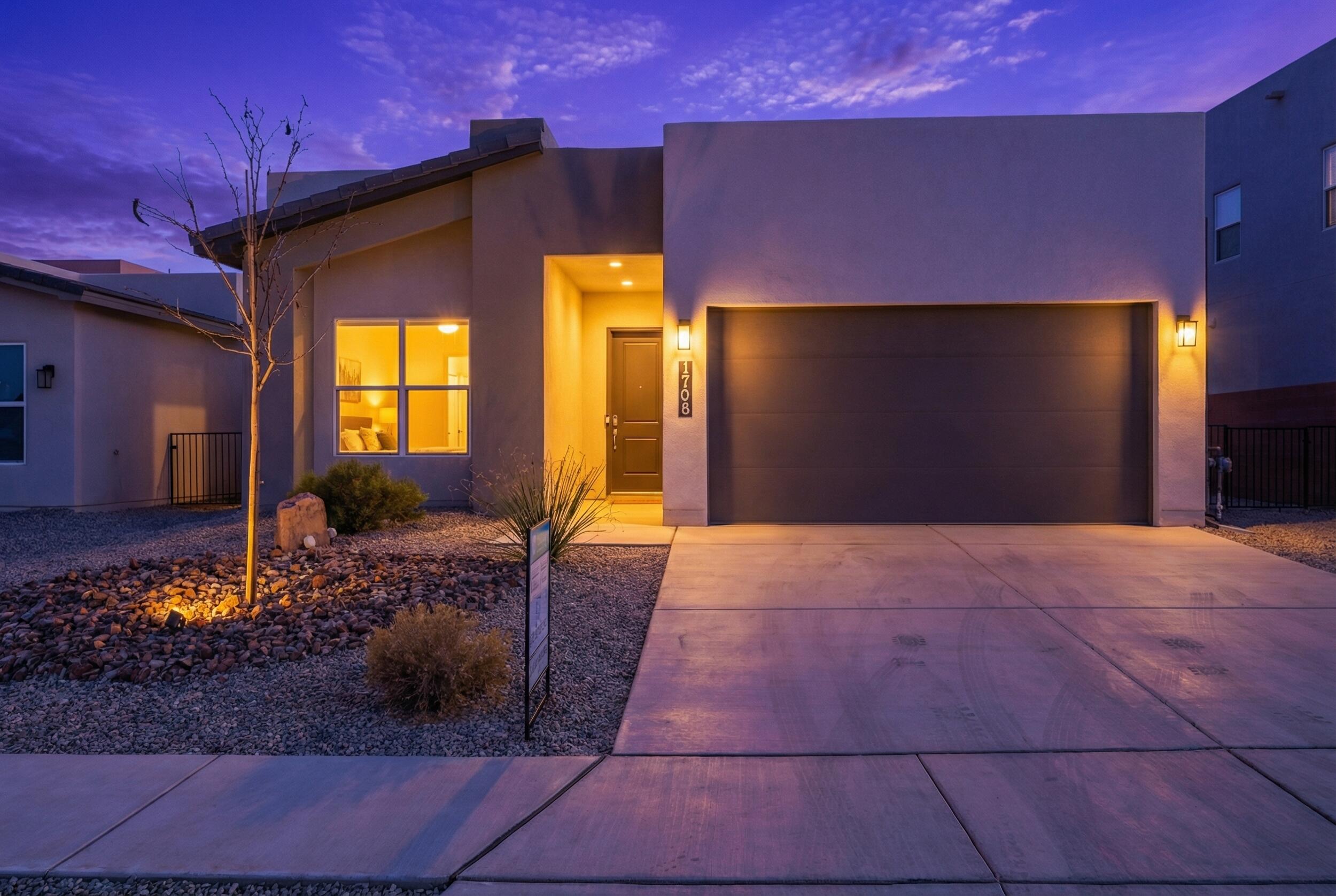 1706 Tesoro Loop NW