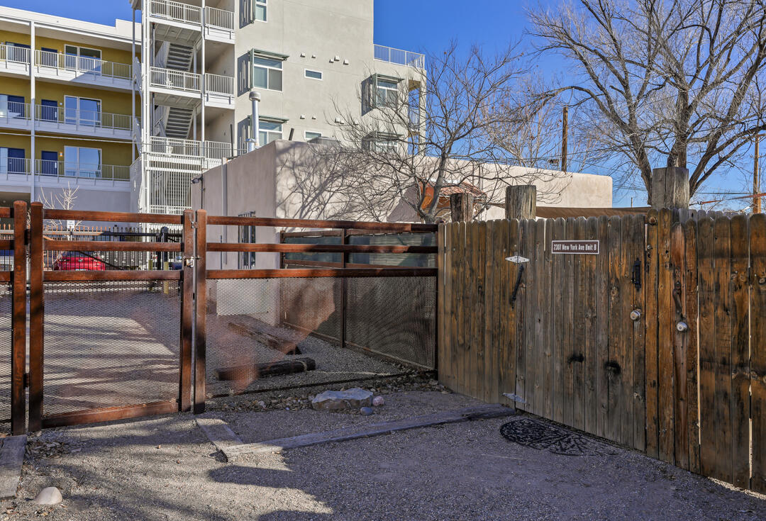 2307 New York Avenue SW