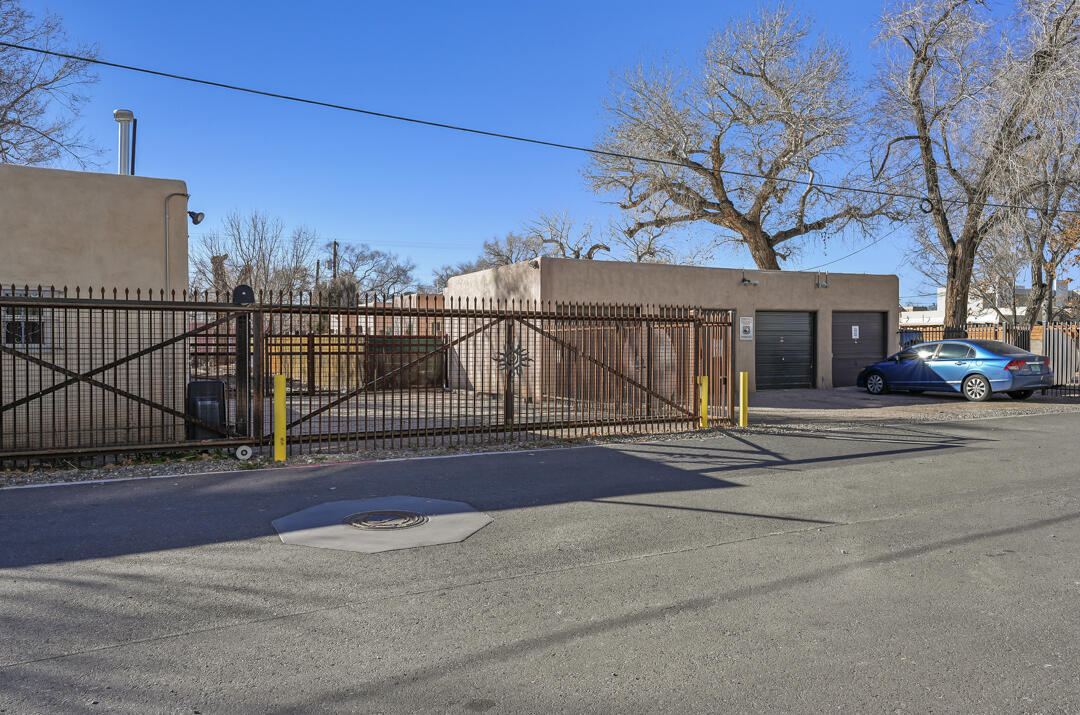 2307 New York Avenue SW