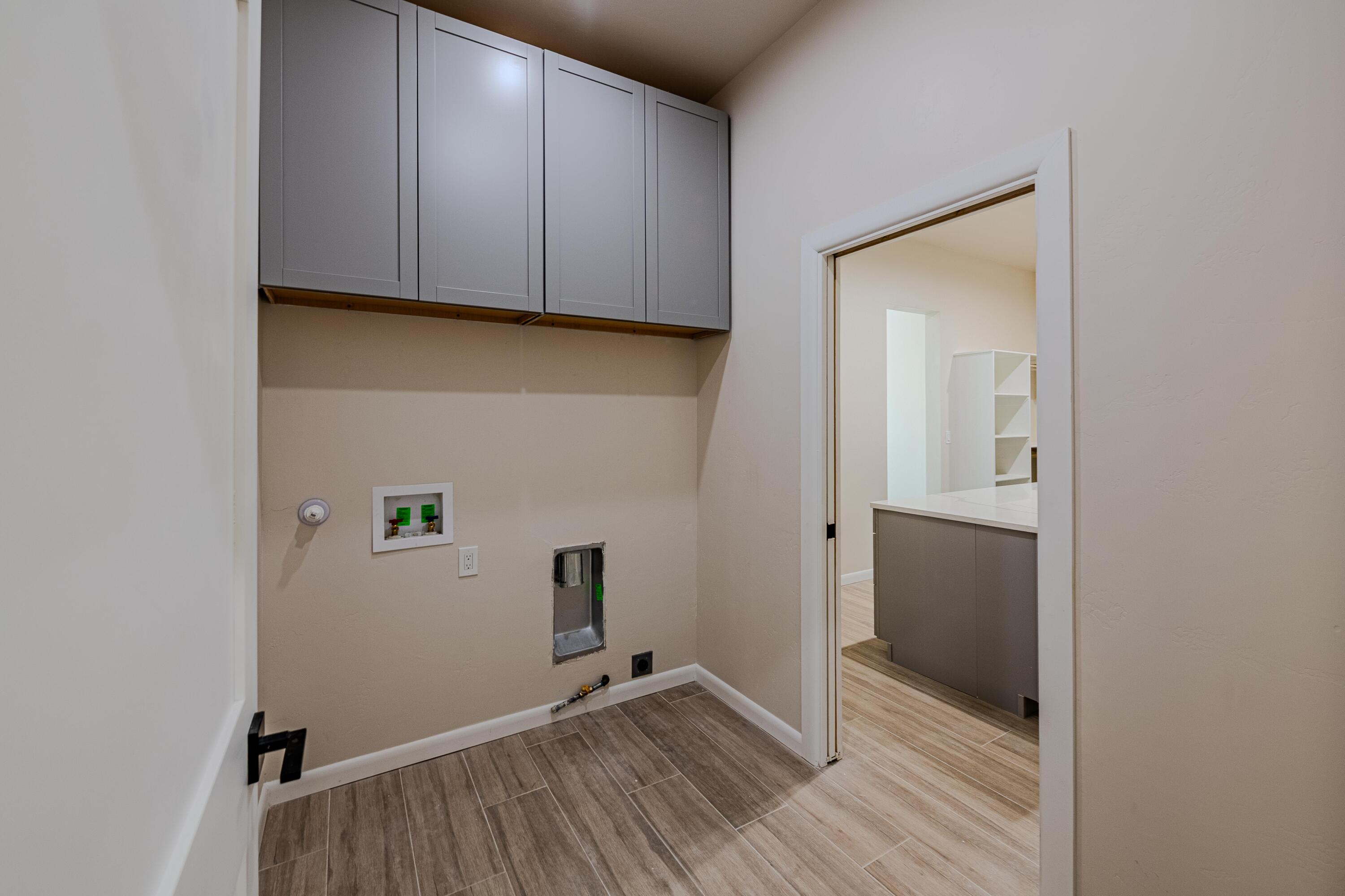 605 Colorado Mountain Road NE