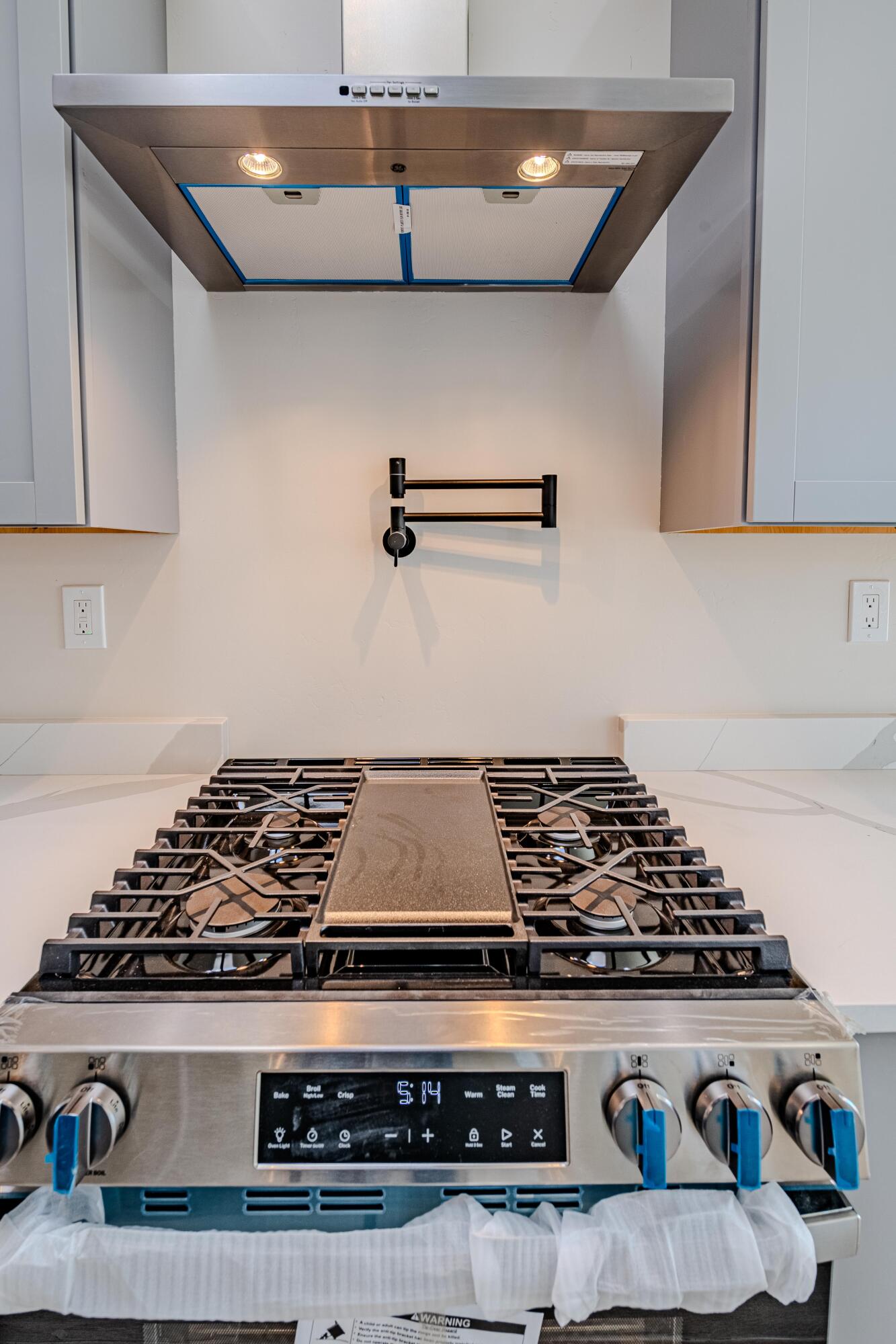 605 Colorado Mountain Road NE