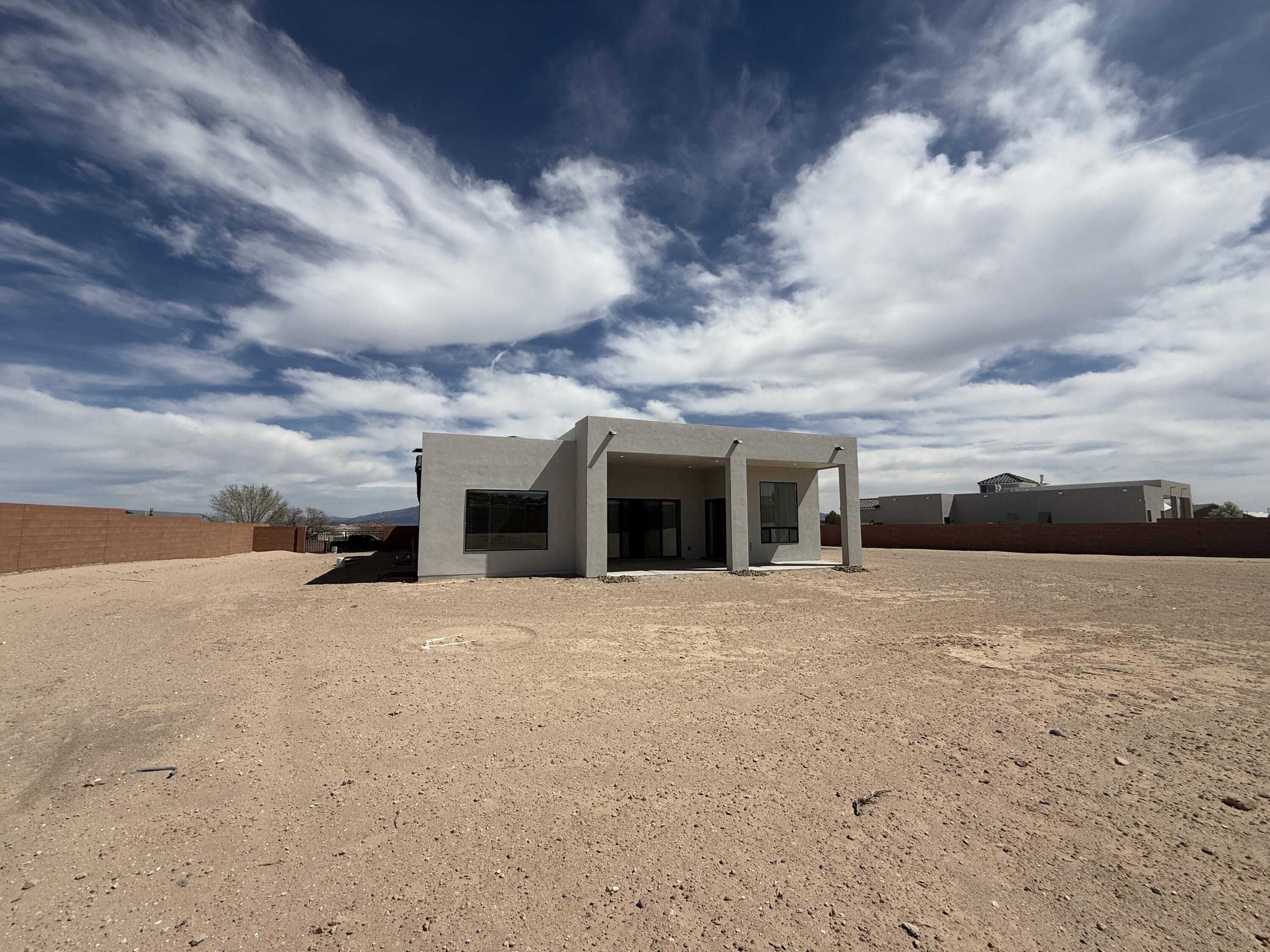 605 Colorado Mountain Road NE