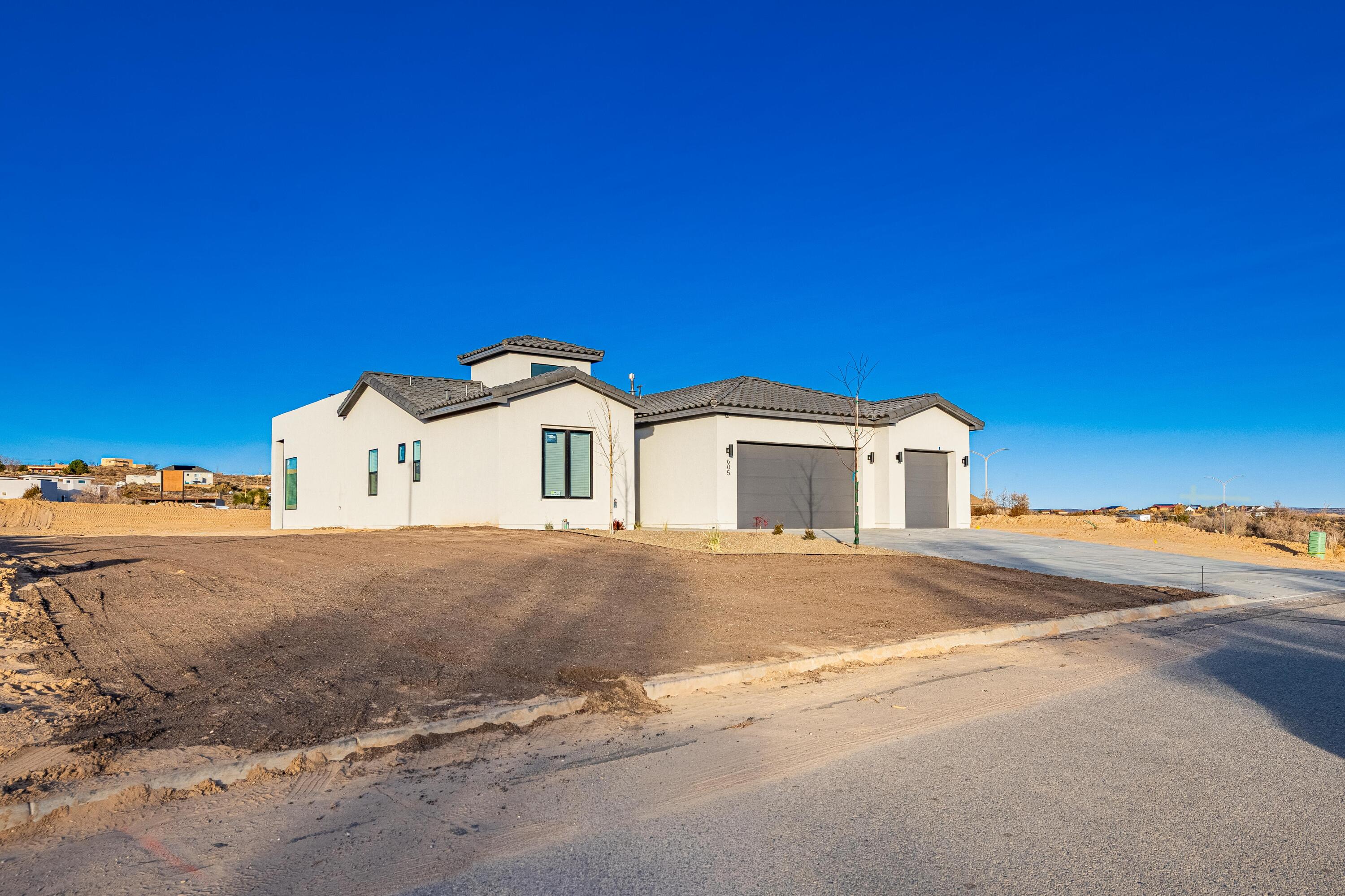 605 Colorado Mountain Road NE