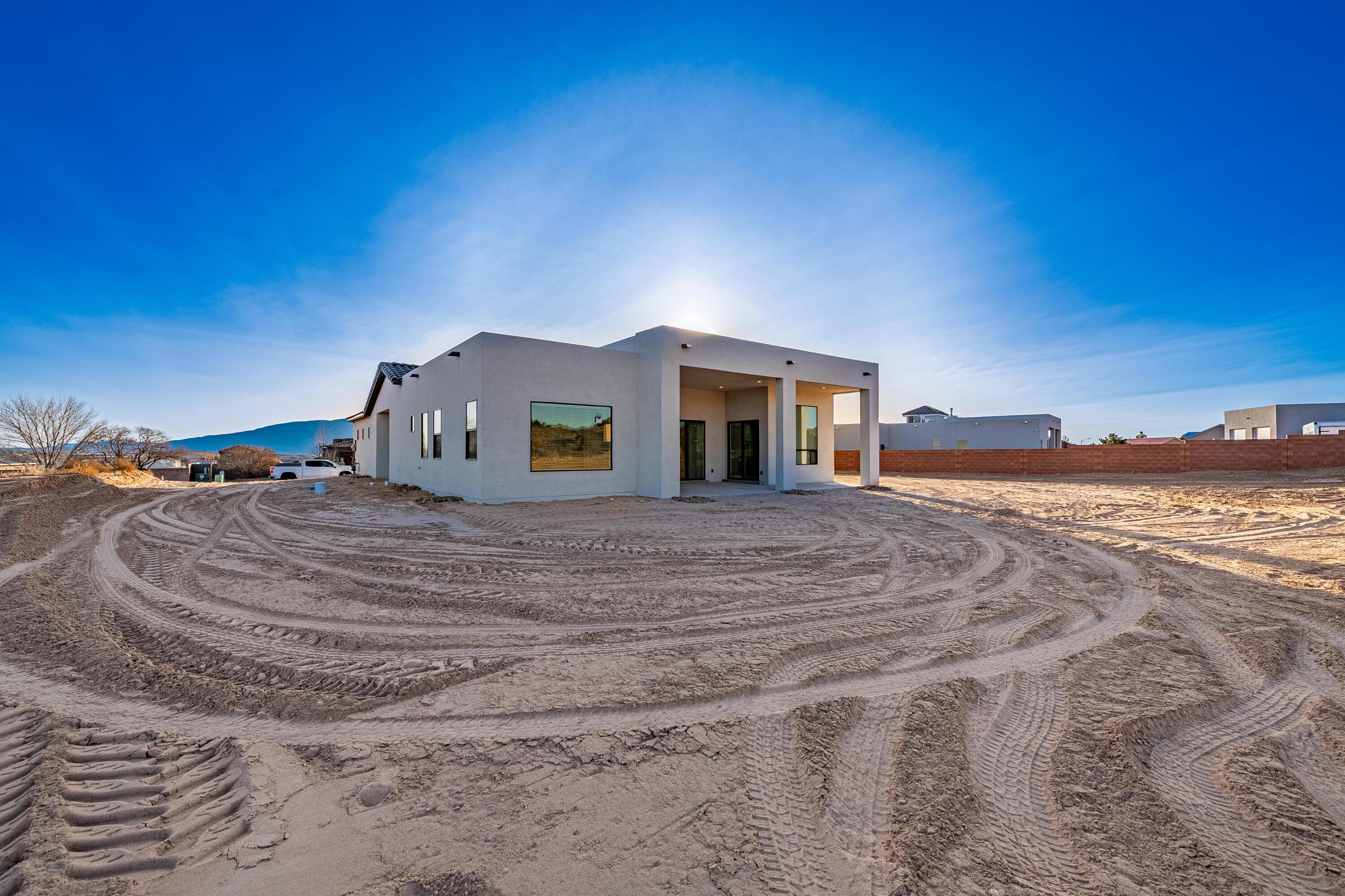 605 Colorado Mountain Road NE