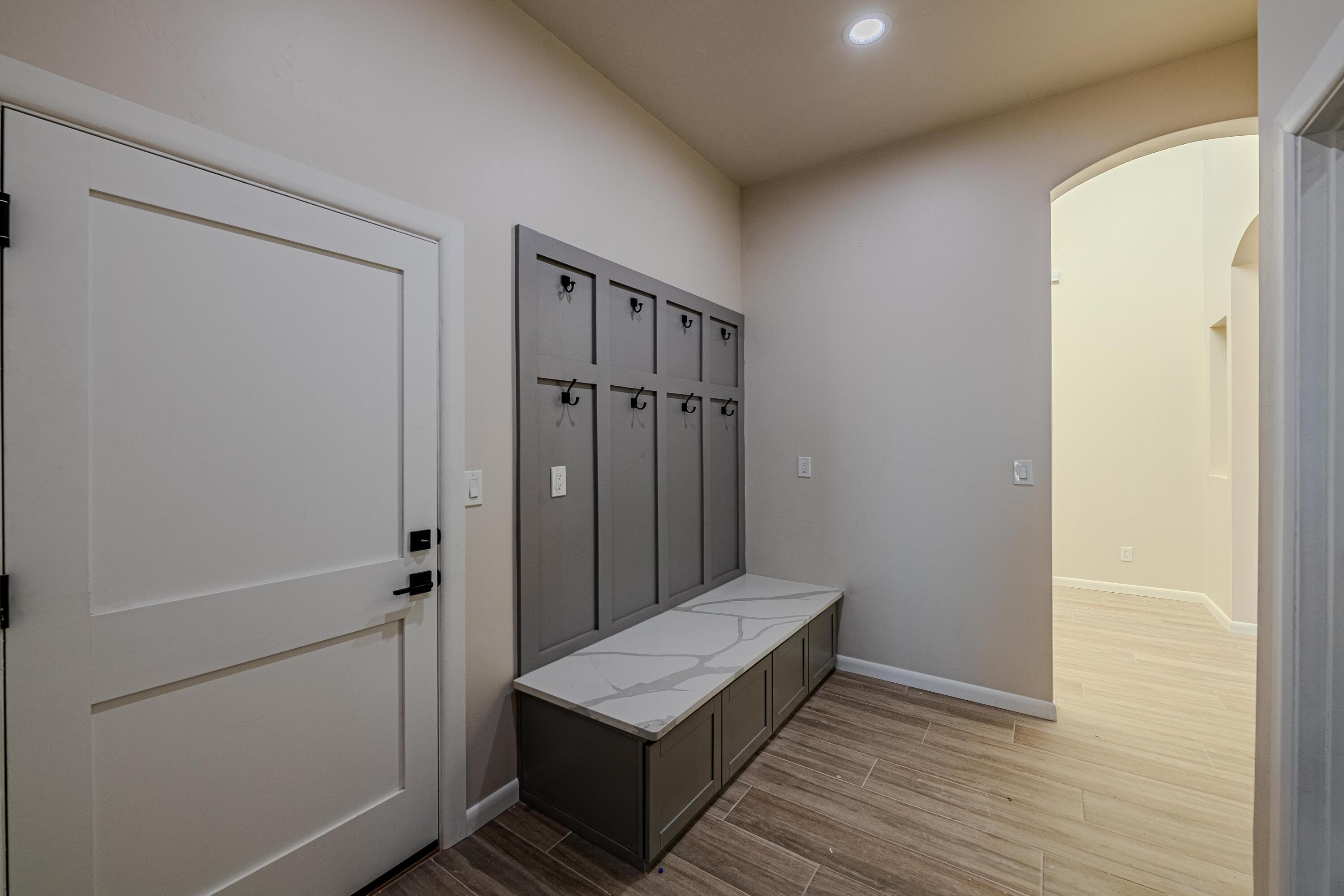 605 Colorado Mountain Road NE