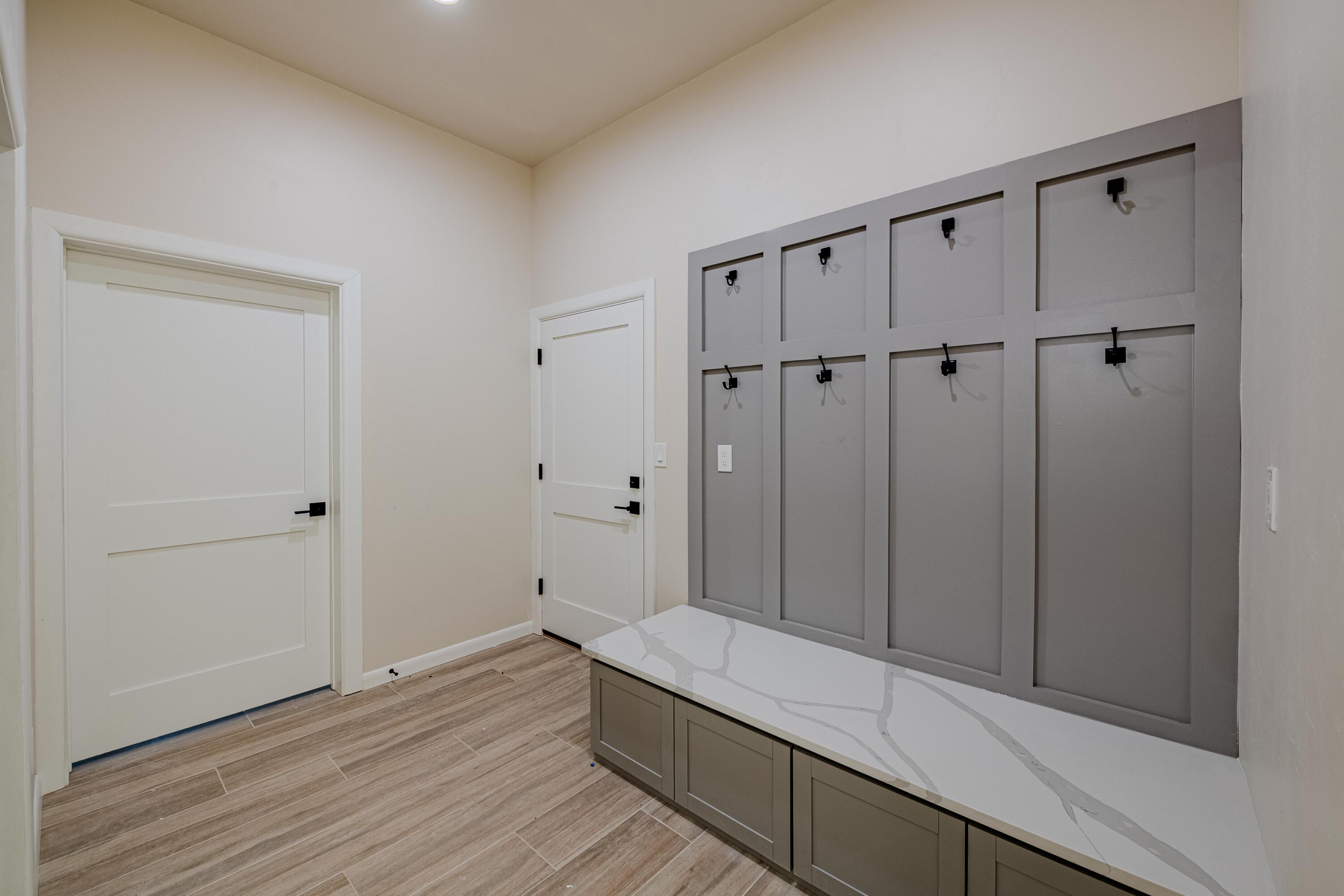 605 Colorado Mountain Road NE